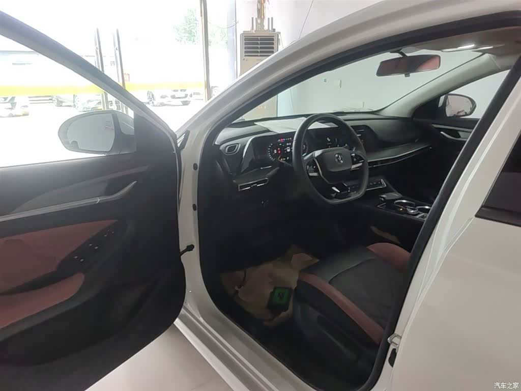 Changan Eado, 2025 16