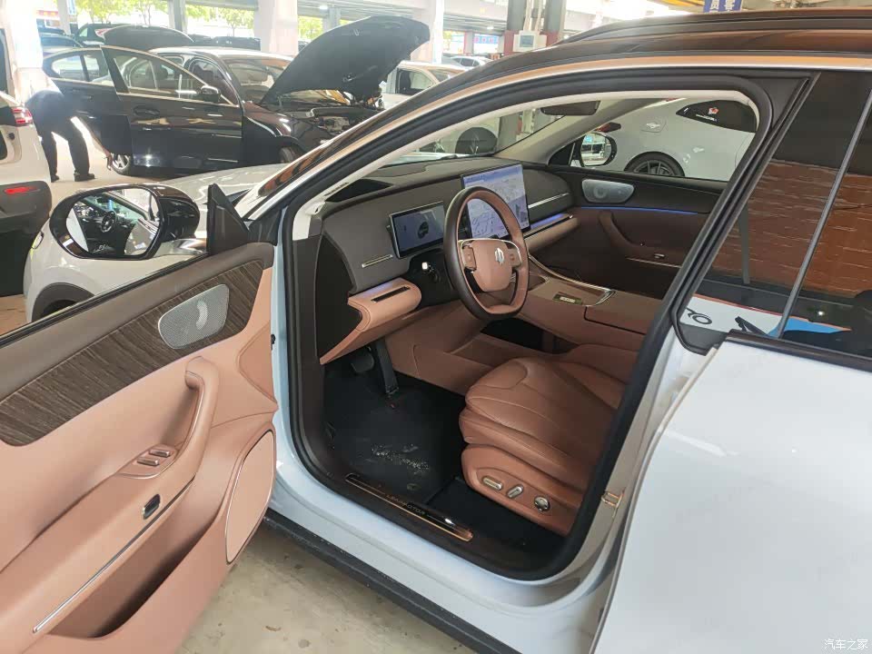 Leapmotor C11, 2025 все фото