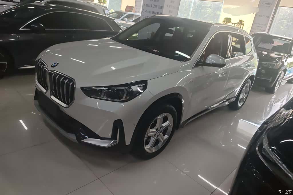 BMW X1, 2024 1