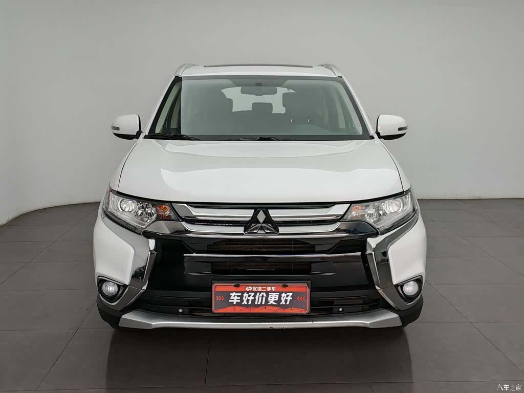 Mitsubishi Outlander, 2018 3