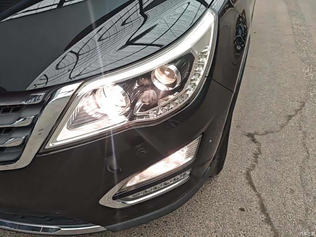 Wuling 560, 2016 24