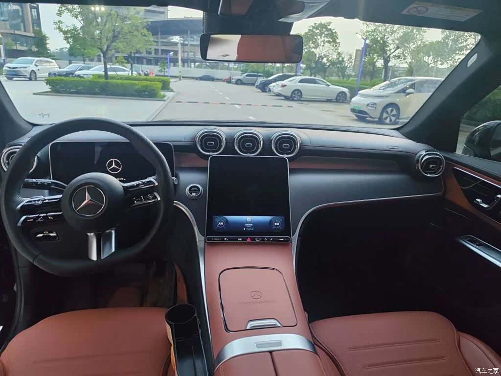 Mercedes-Benz GLC, 2025 7
