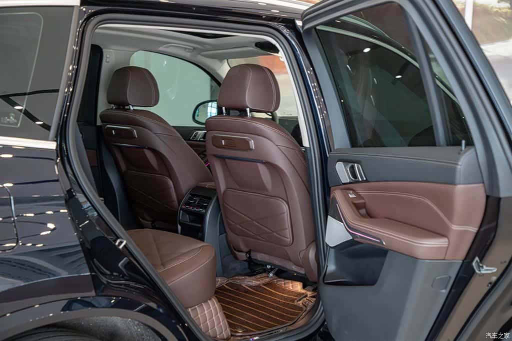BMW X5, 2025 15