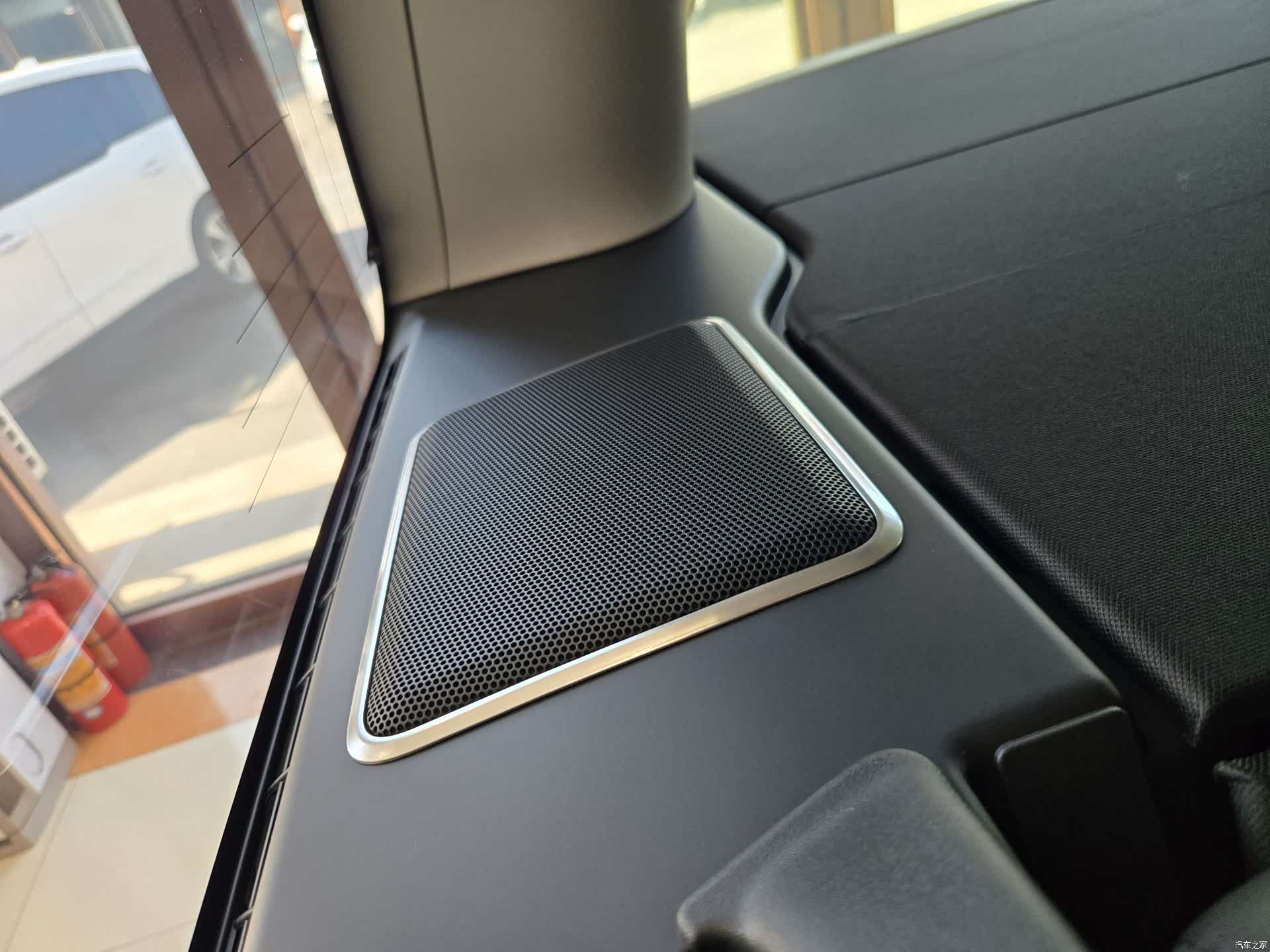 Land Rover Range Rover, 2017 28