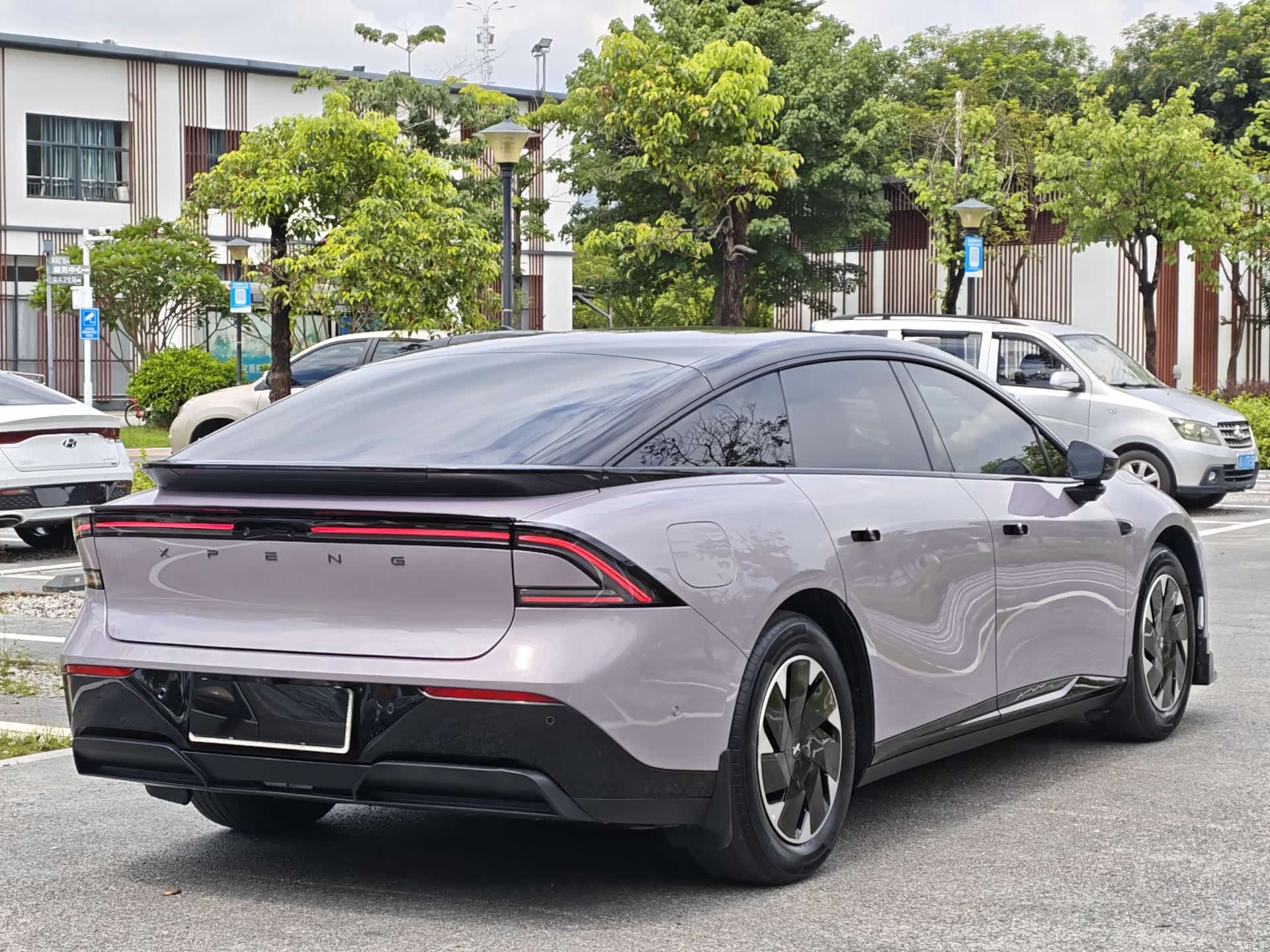 Xpeng P7, 2024 21