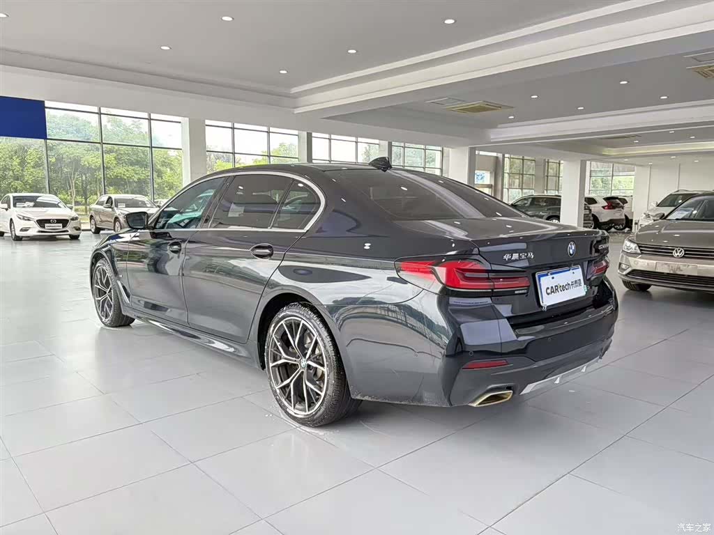 BMW 5 Series, 2022 6