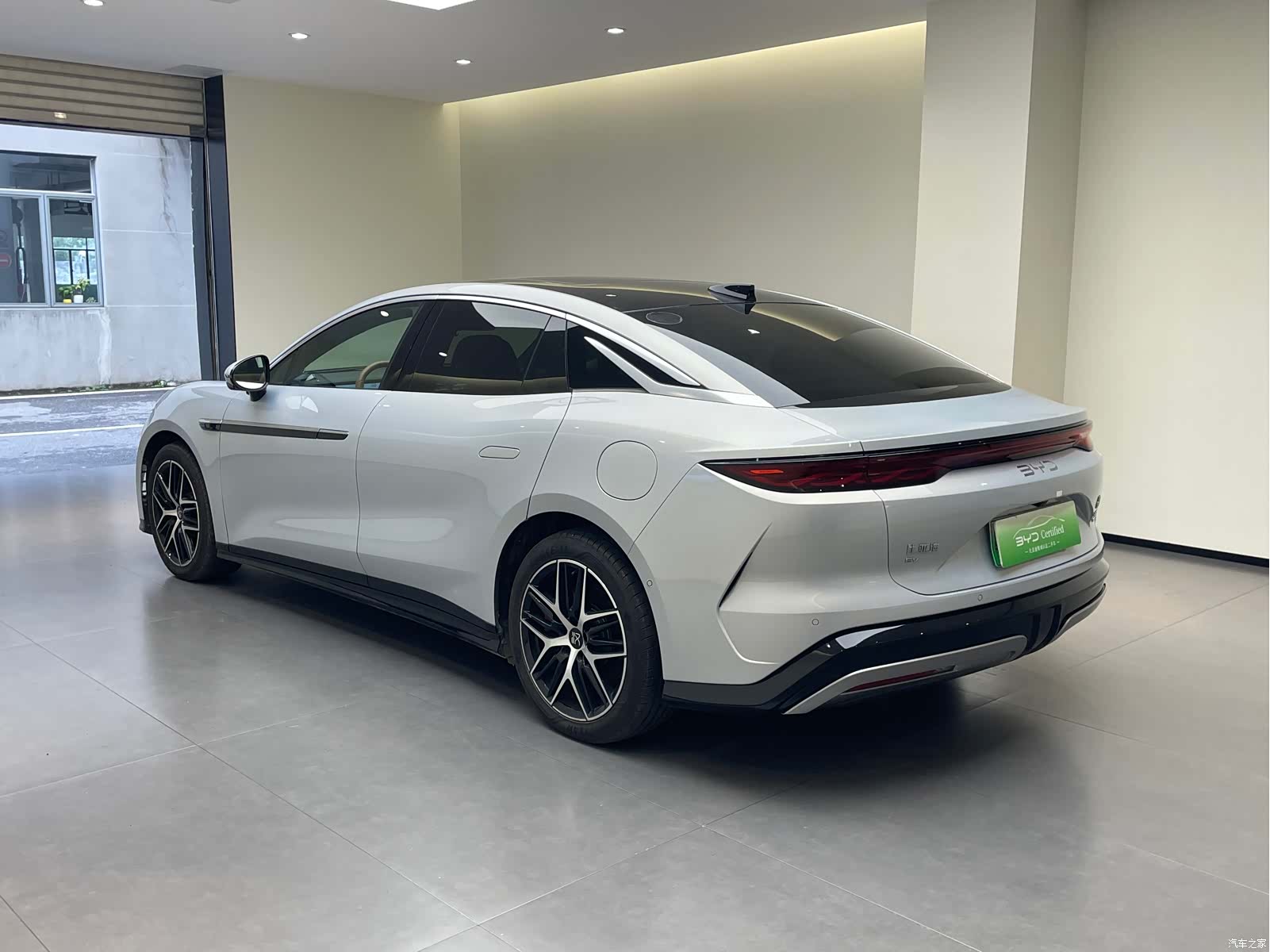 BYD Han, 2025 4