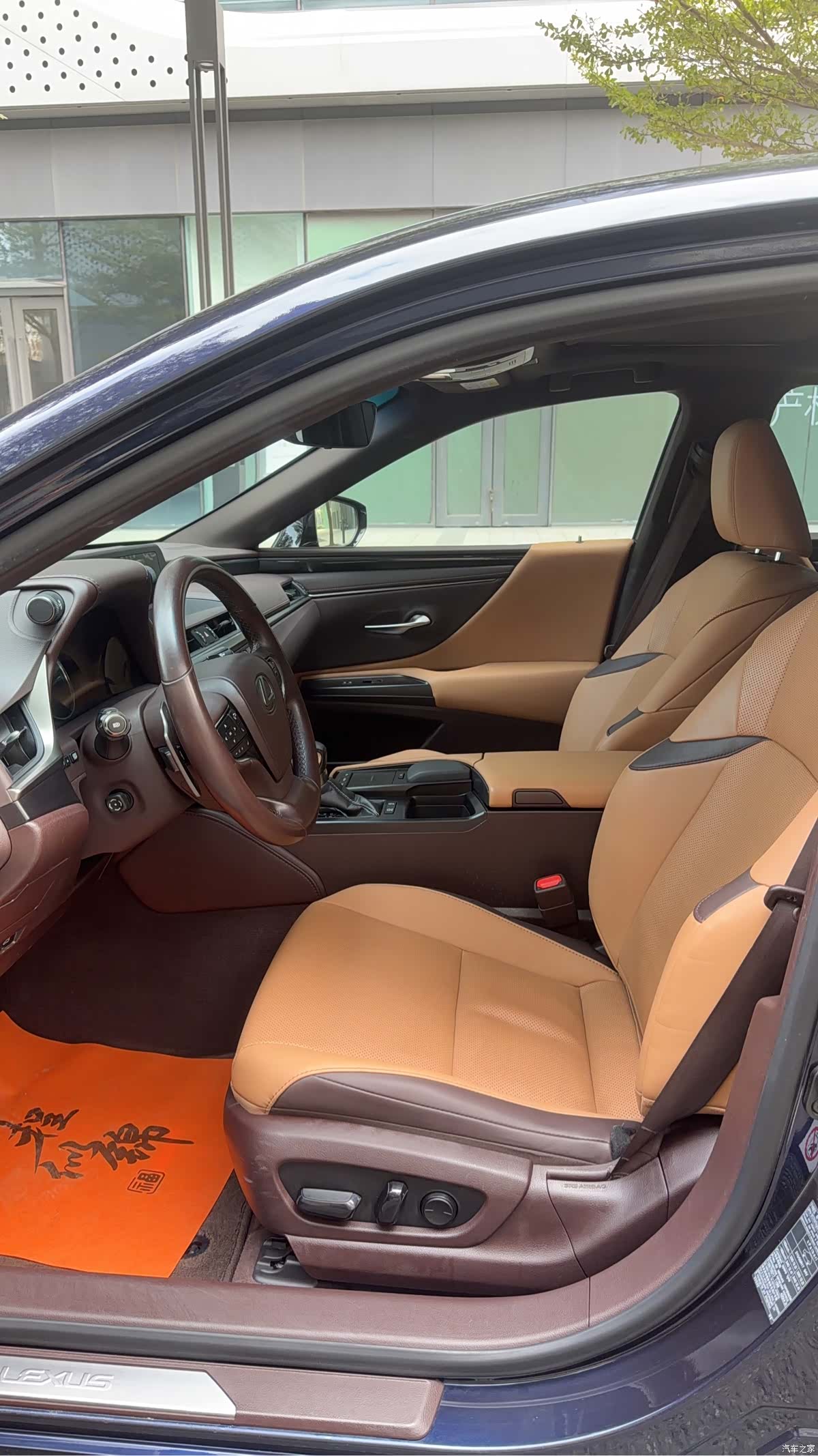 Lexus ES, 2019 8