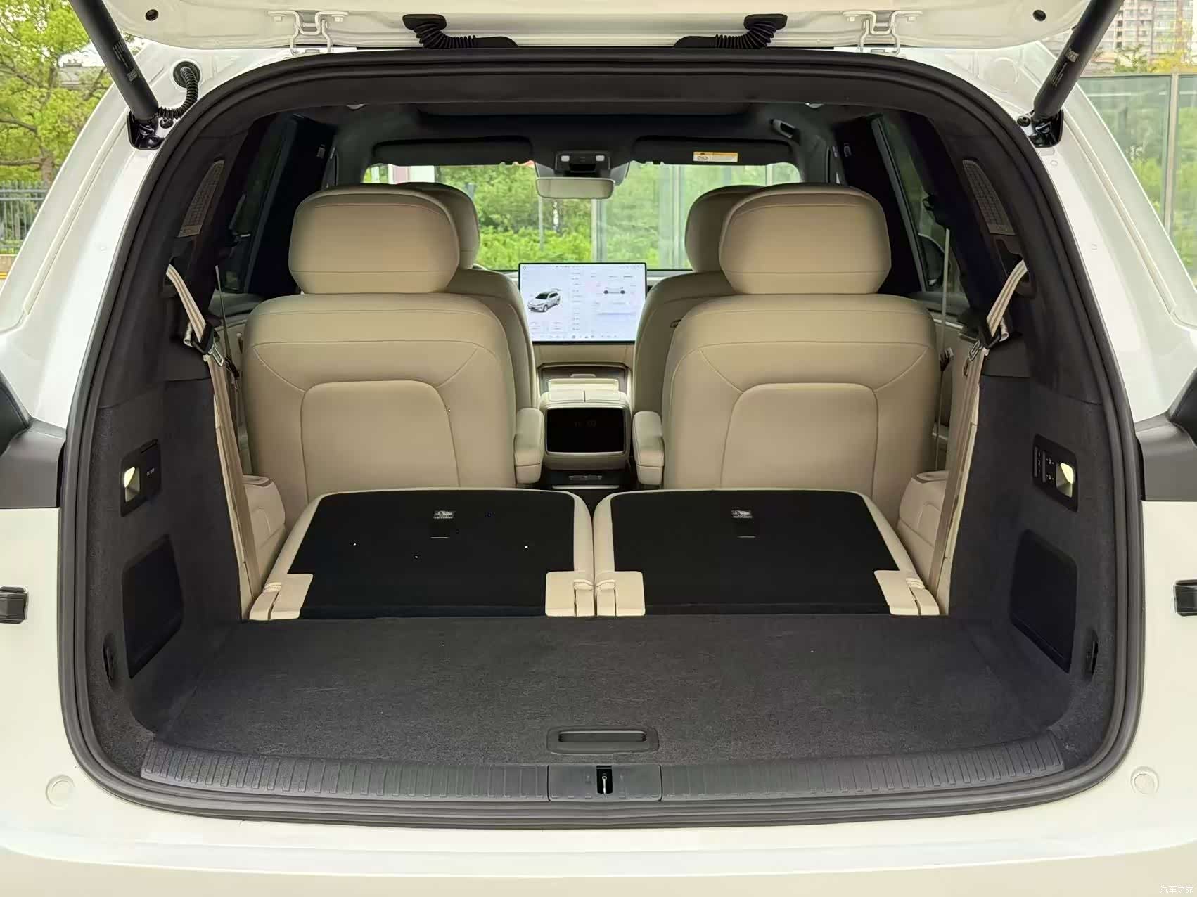 NIO L90, 2025 19