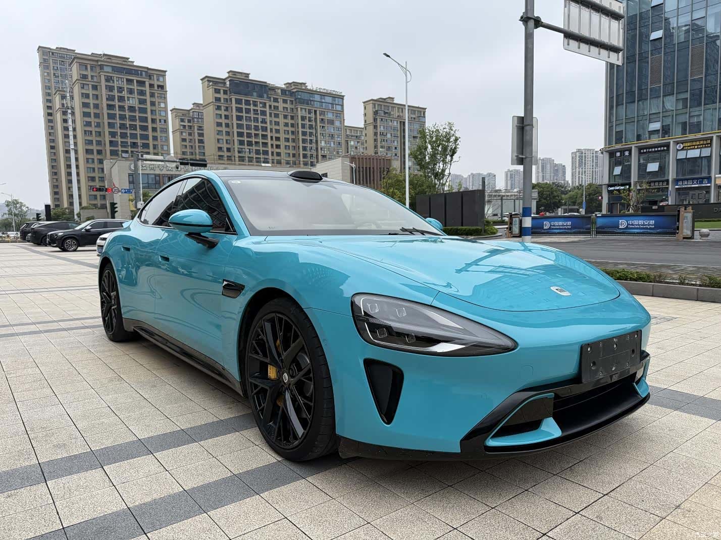 Xiaomi SU7, 2025 3