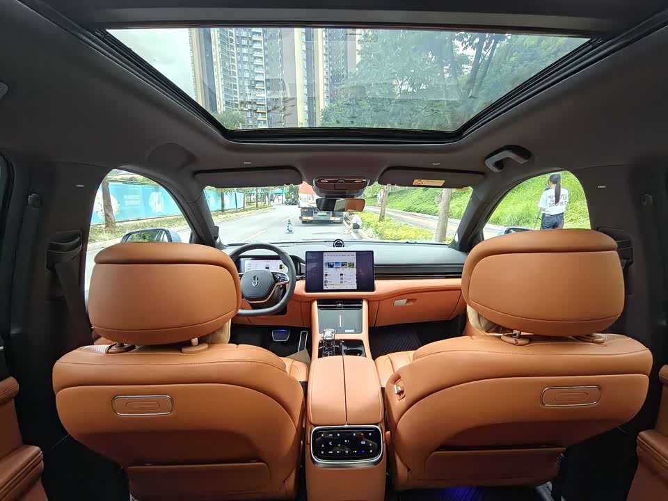 AITO Ask the world M7