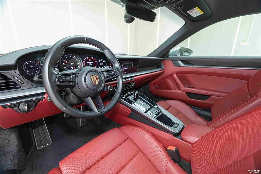 Porsche 911, 2022 19