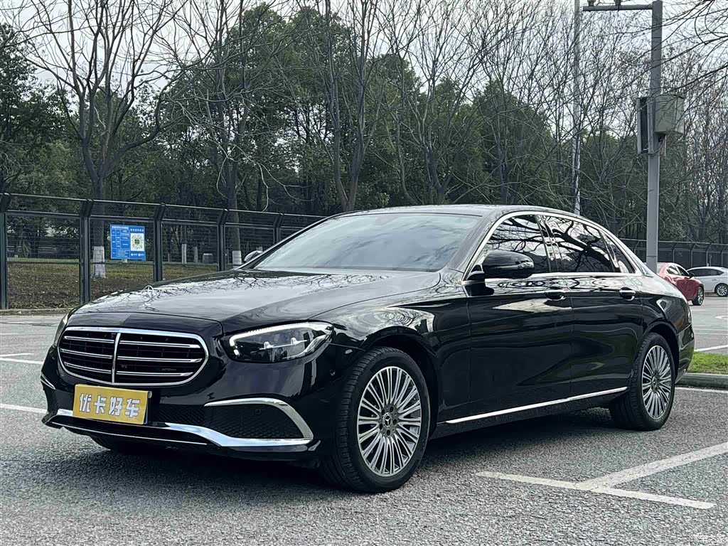 Mercedes-Benz E-Class, 2022 1