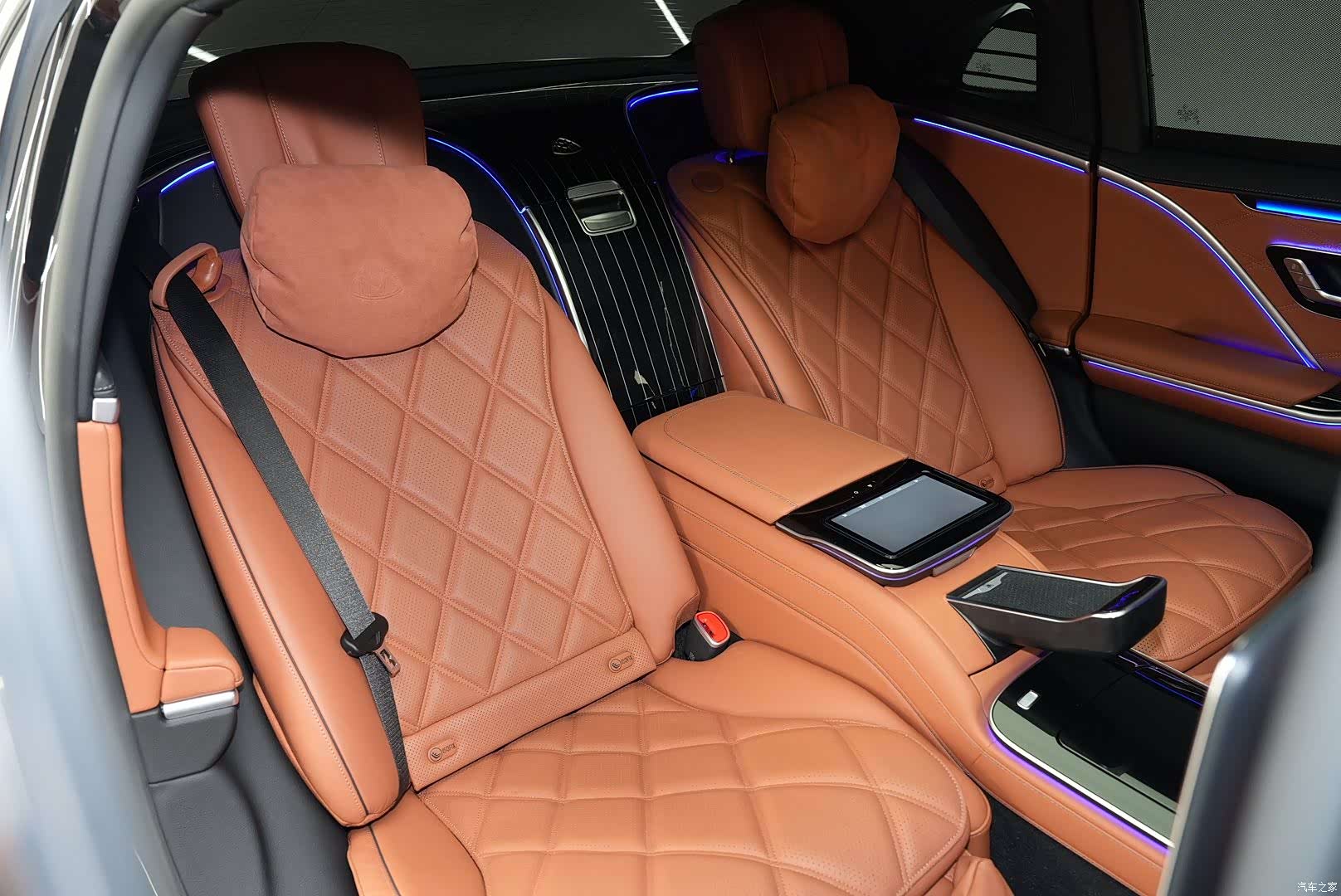 Maybach S-Class, 2023 26