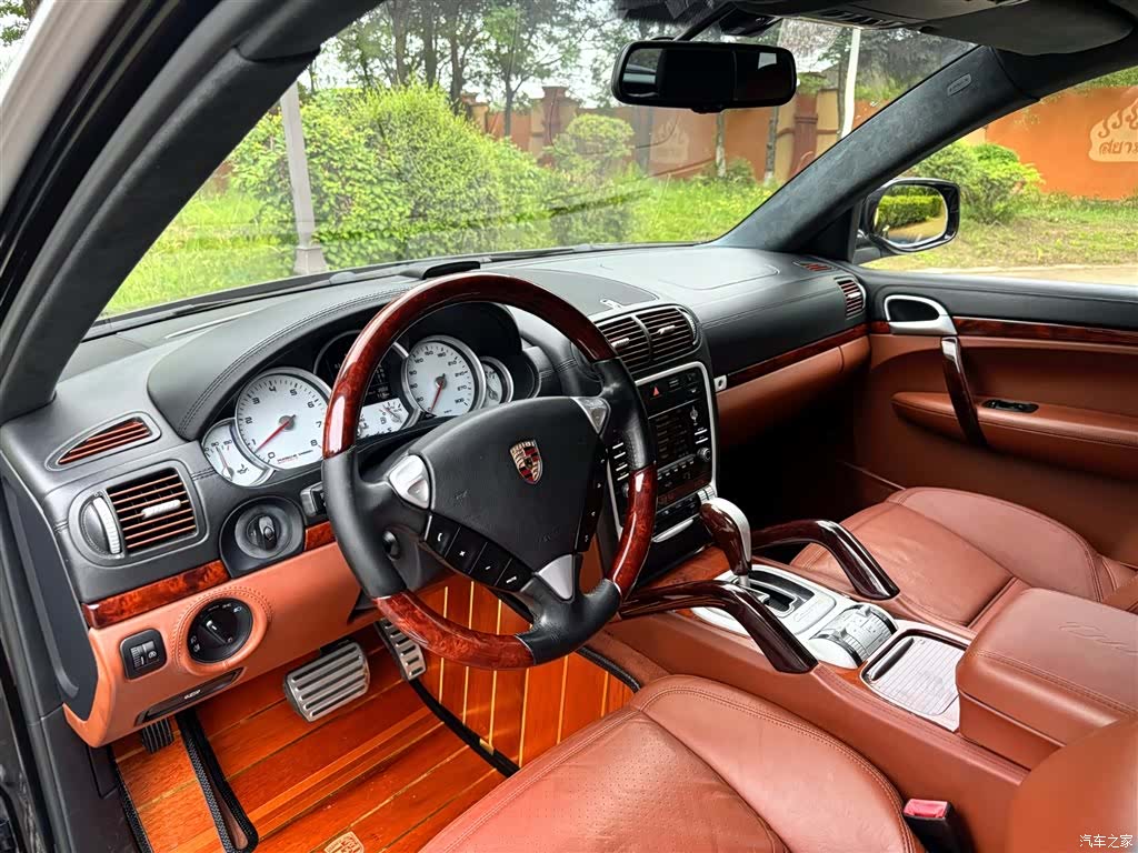 Porsche Cayenne, 2009 6