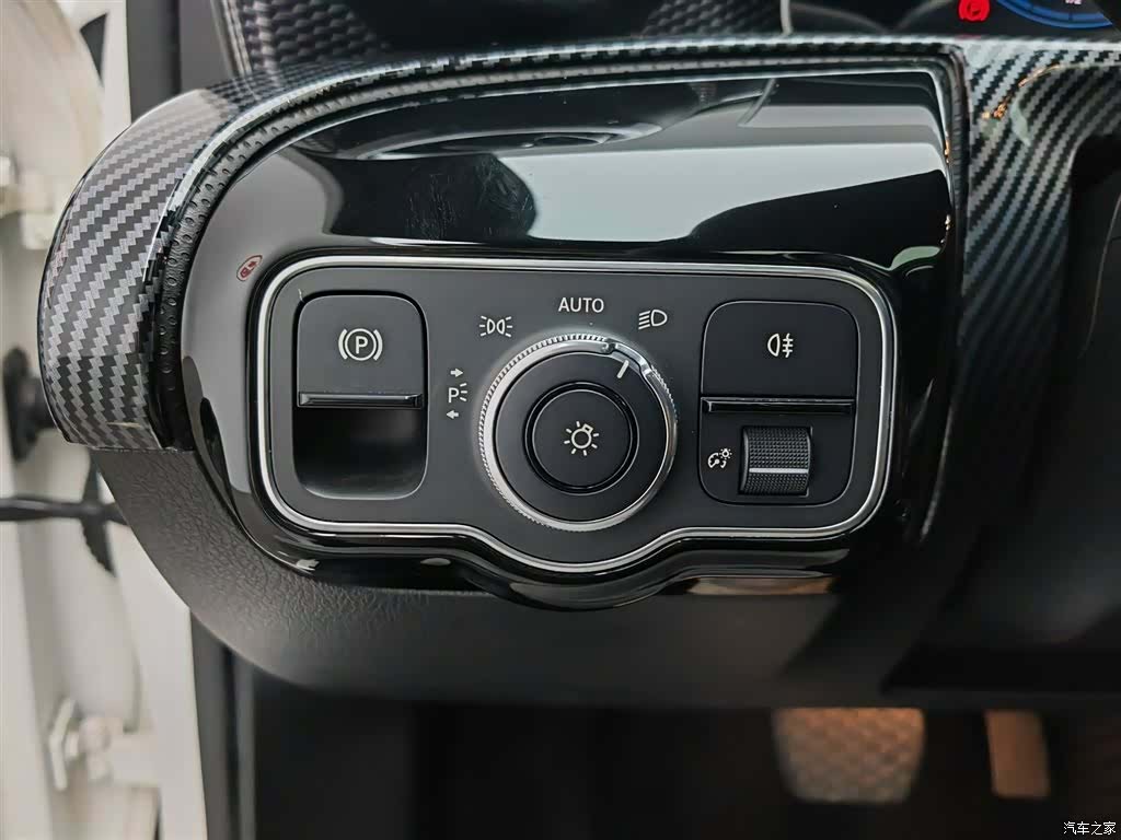 Mercedes-Benz A-Class, 2019 21