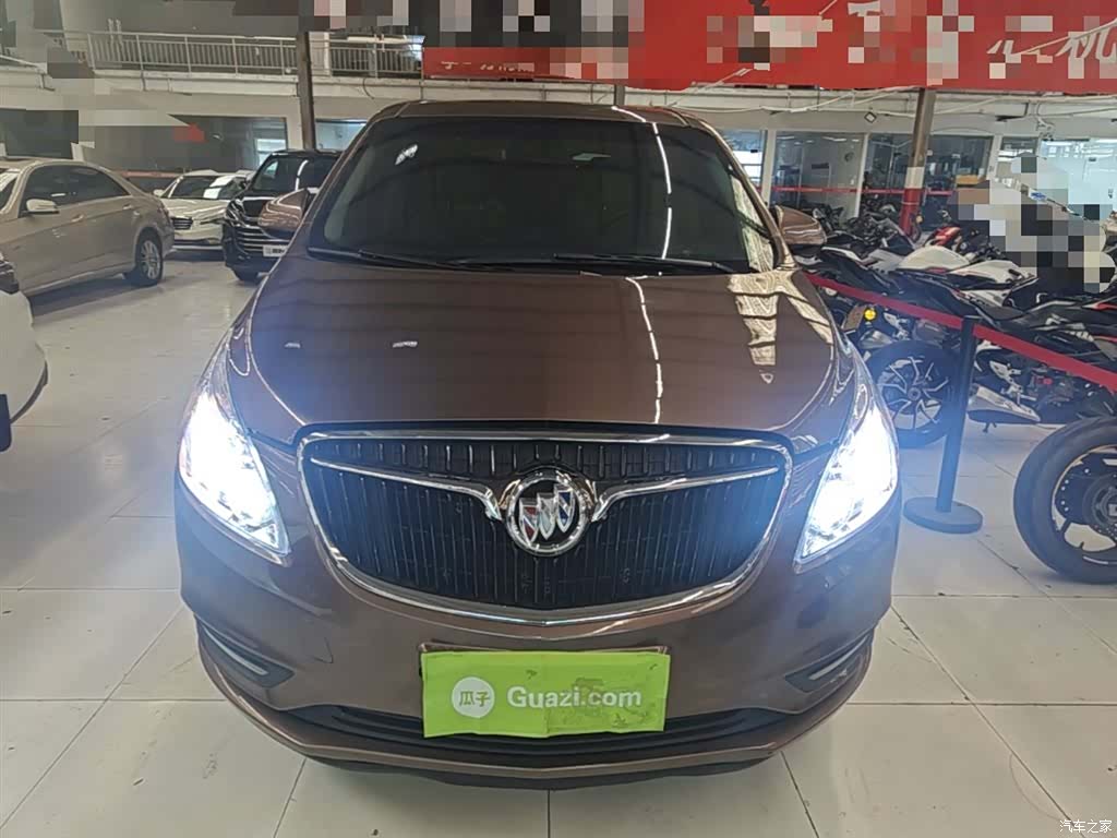Buick GL8, 2019 3