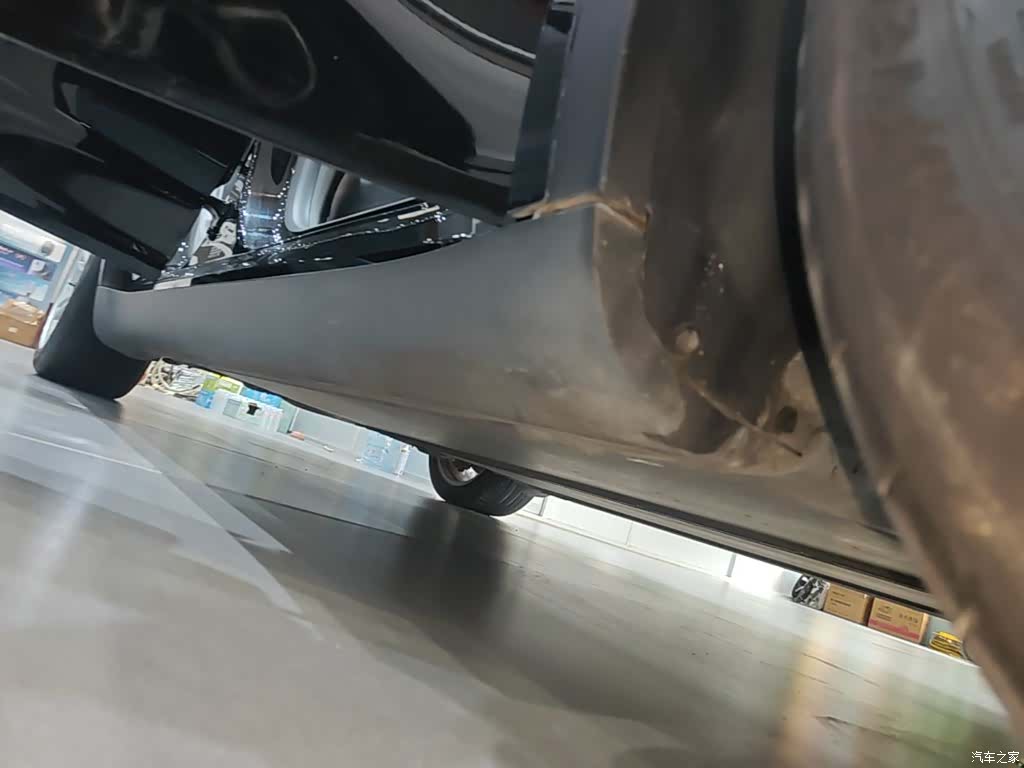 Tesla Model Y, 2022 21