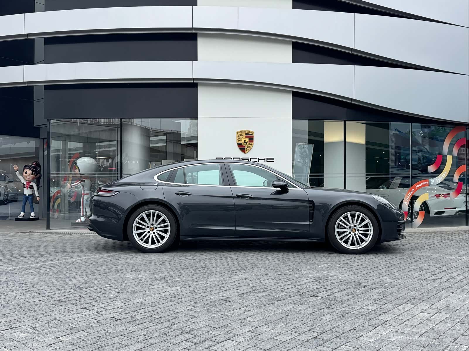 Porsche Panamera, 2022 все фото