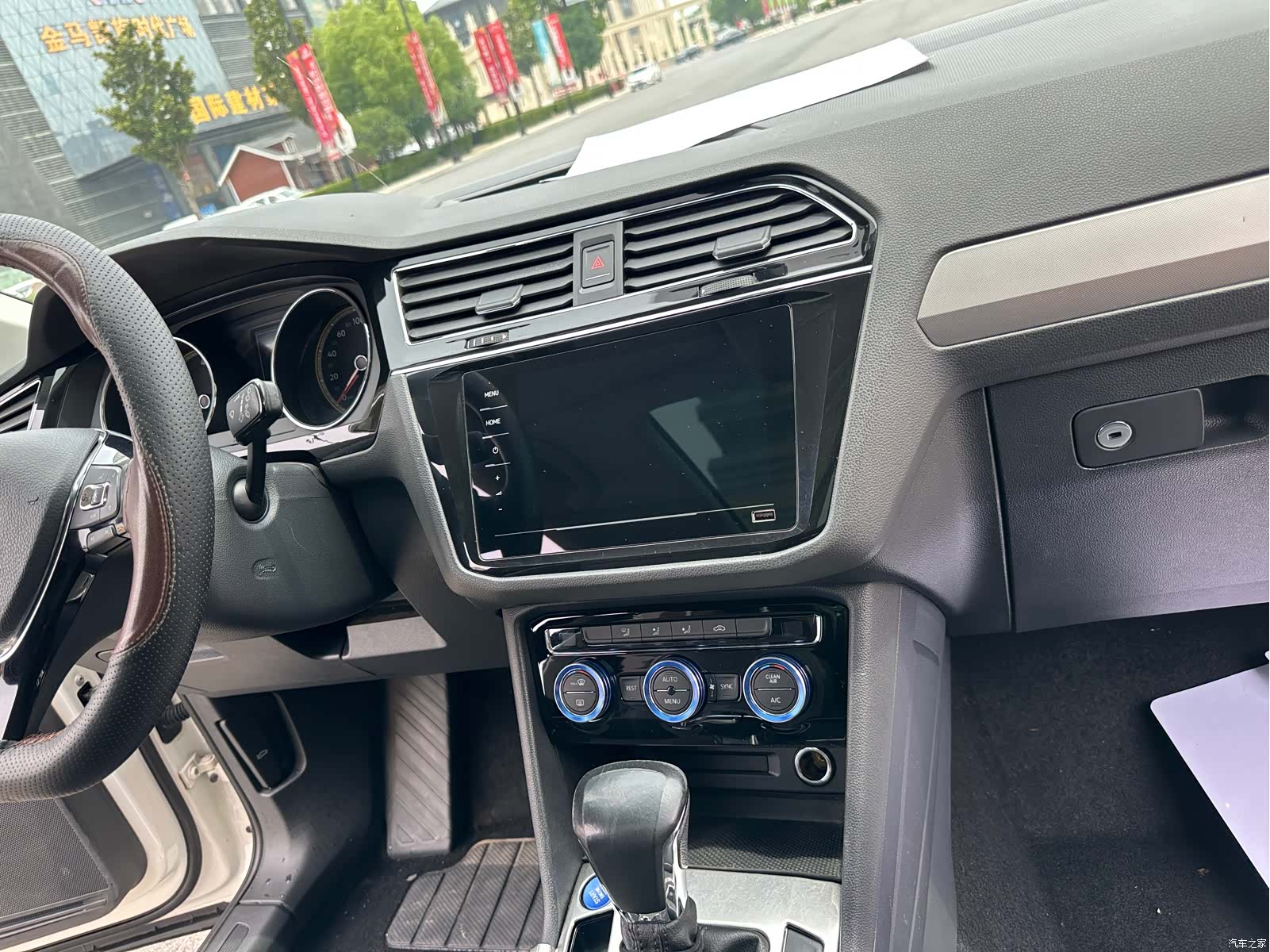 Volkswagen Tiguan L, 2020 9