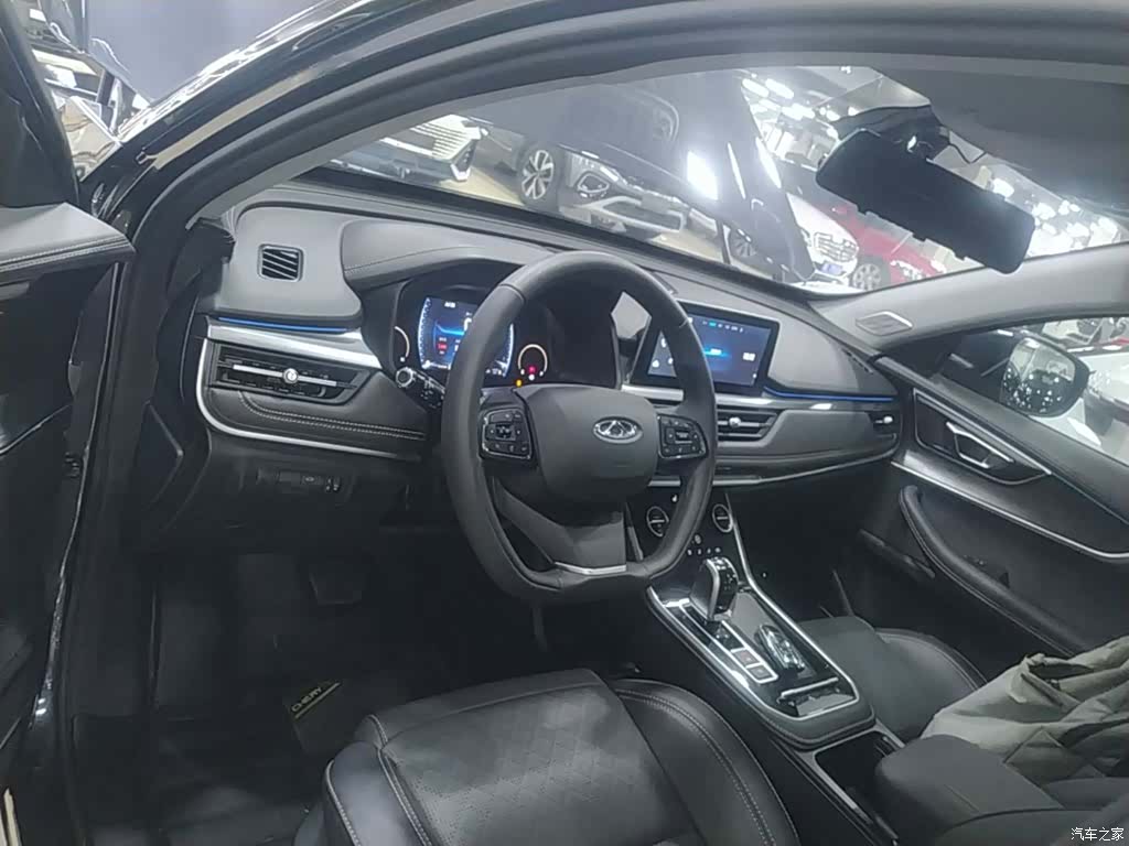 Chery Tiggo 8, 2026 10