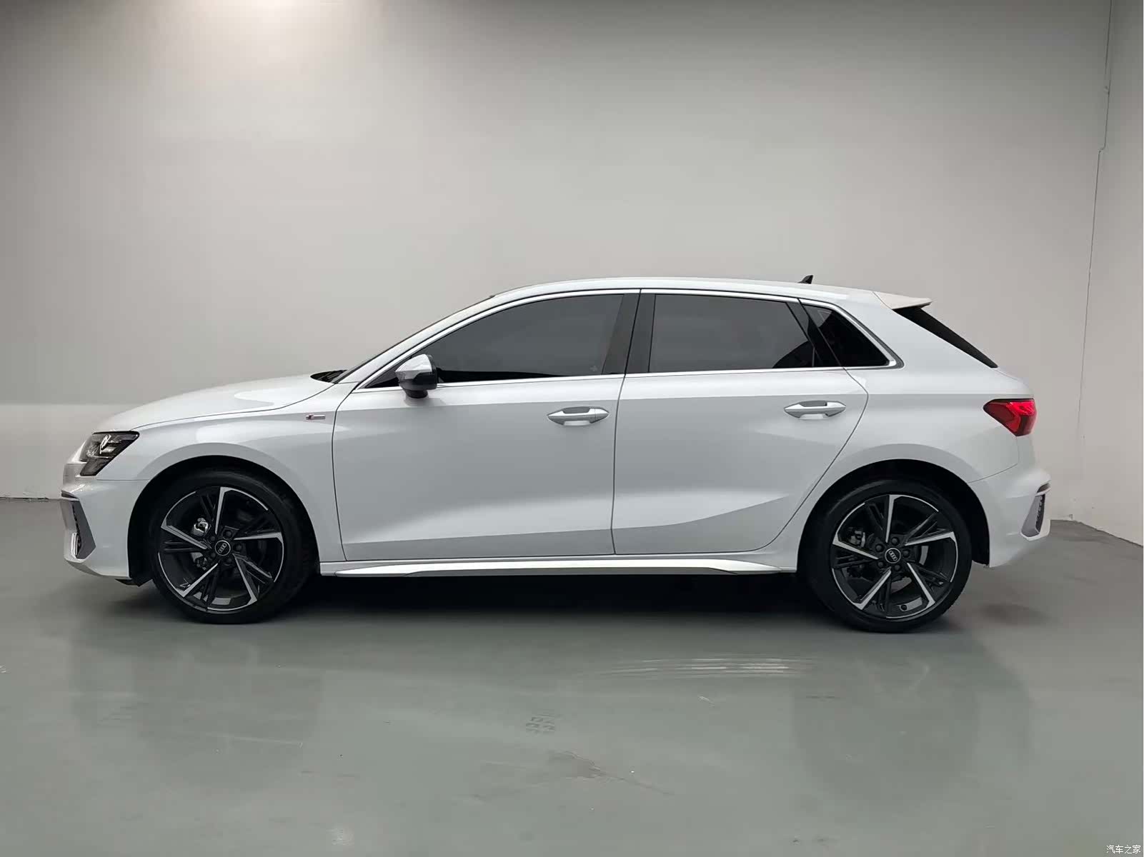 Audi A3, 2024 3