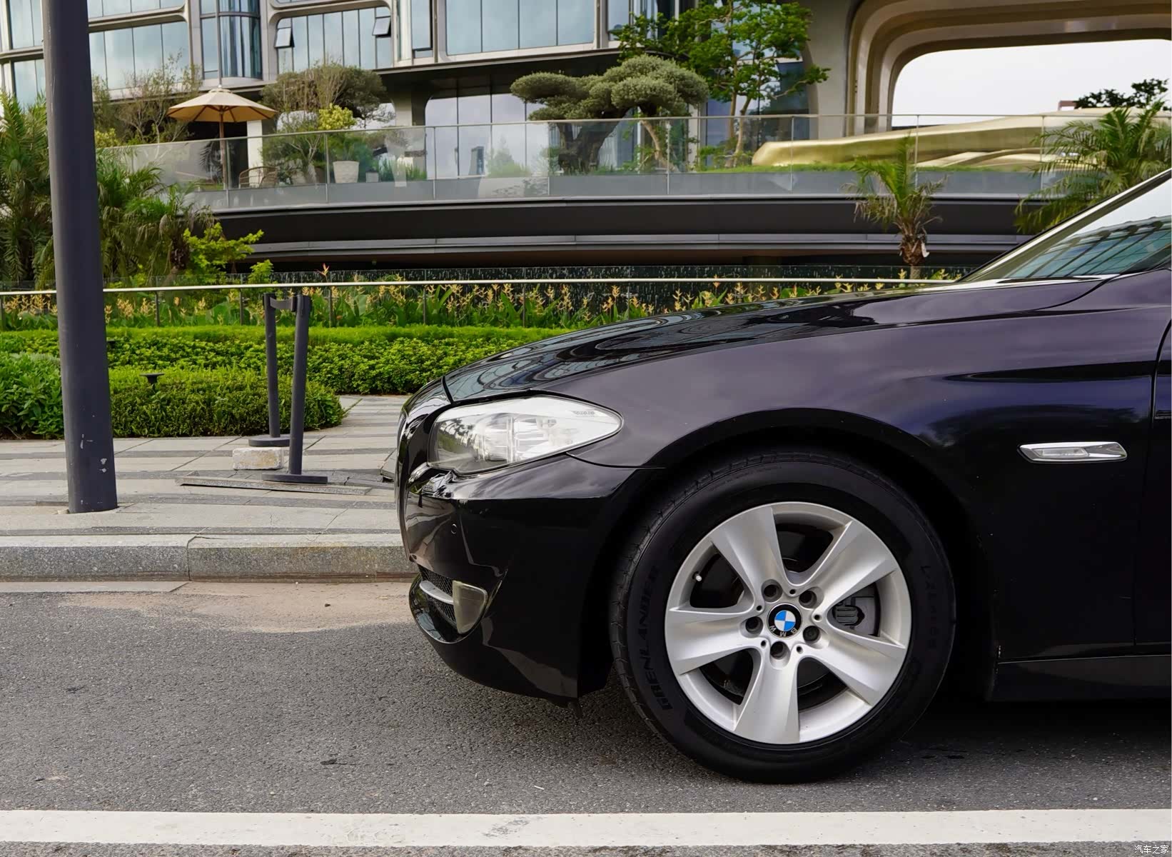 BMW 5 Series, 2011 19