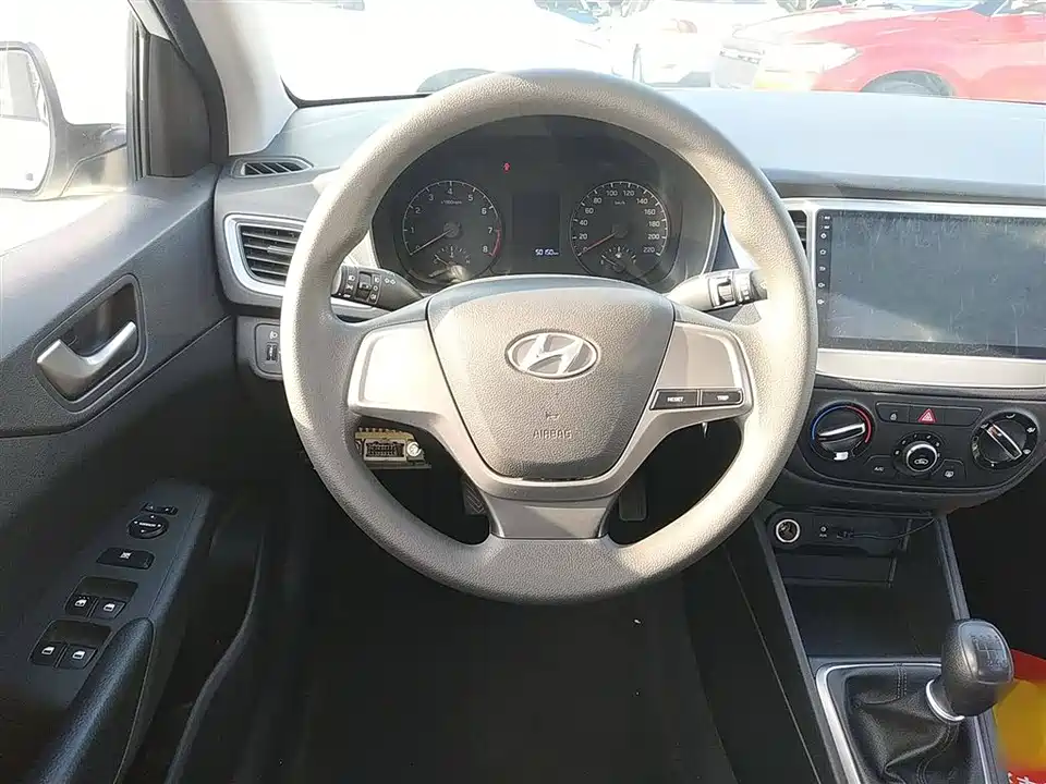 Hyundai Accept