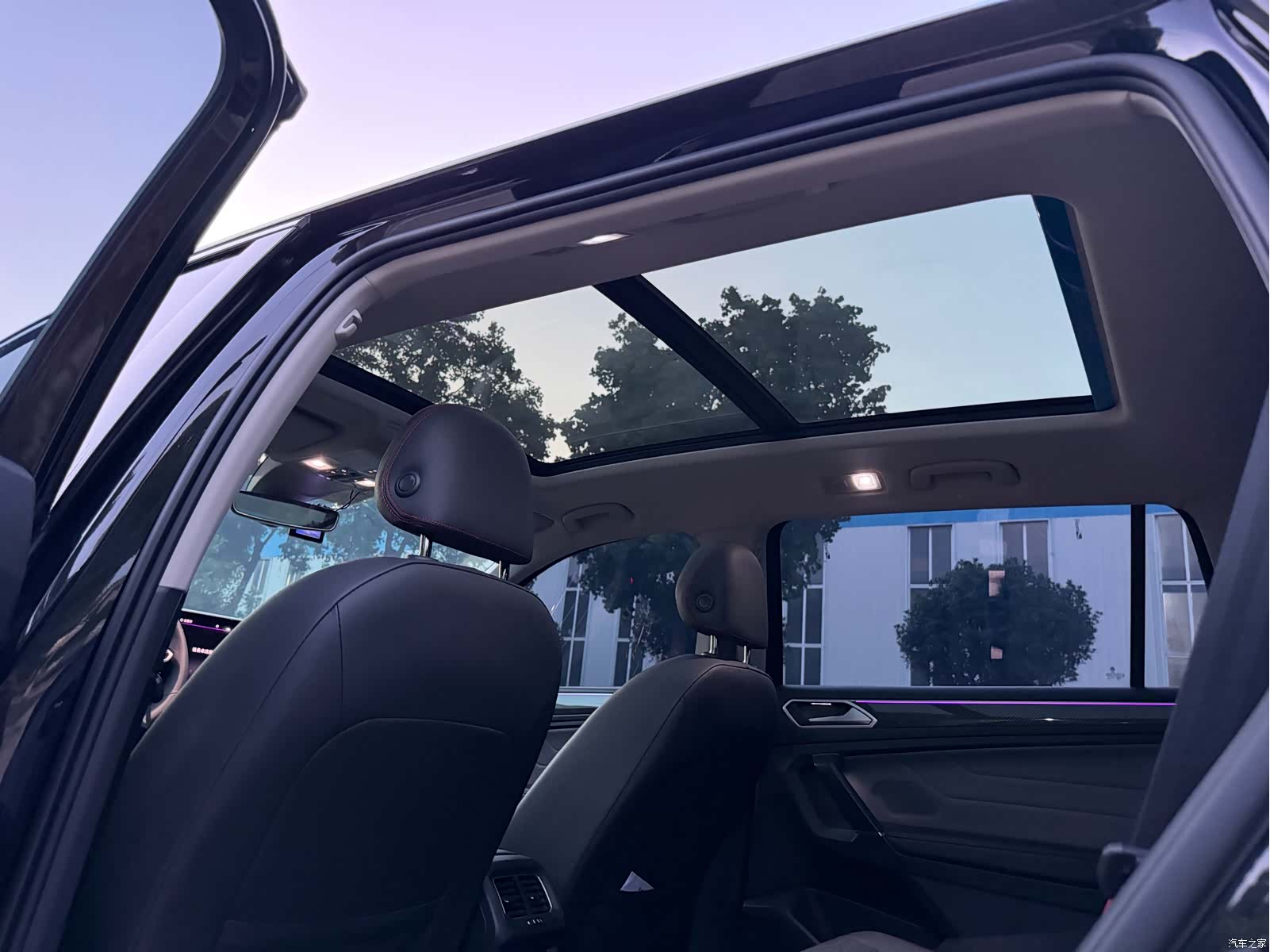 Volkswagen Tiguan L, 2022 9