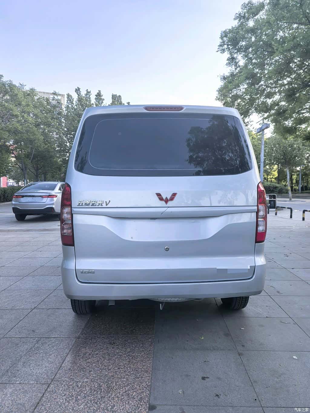 Wuling Hongguang, 2019 все фото