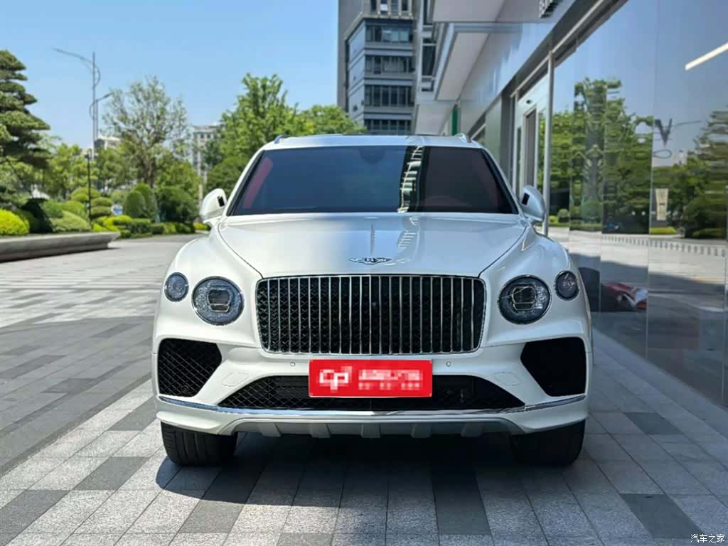 Bentley Bentayga, 2024 2