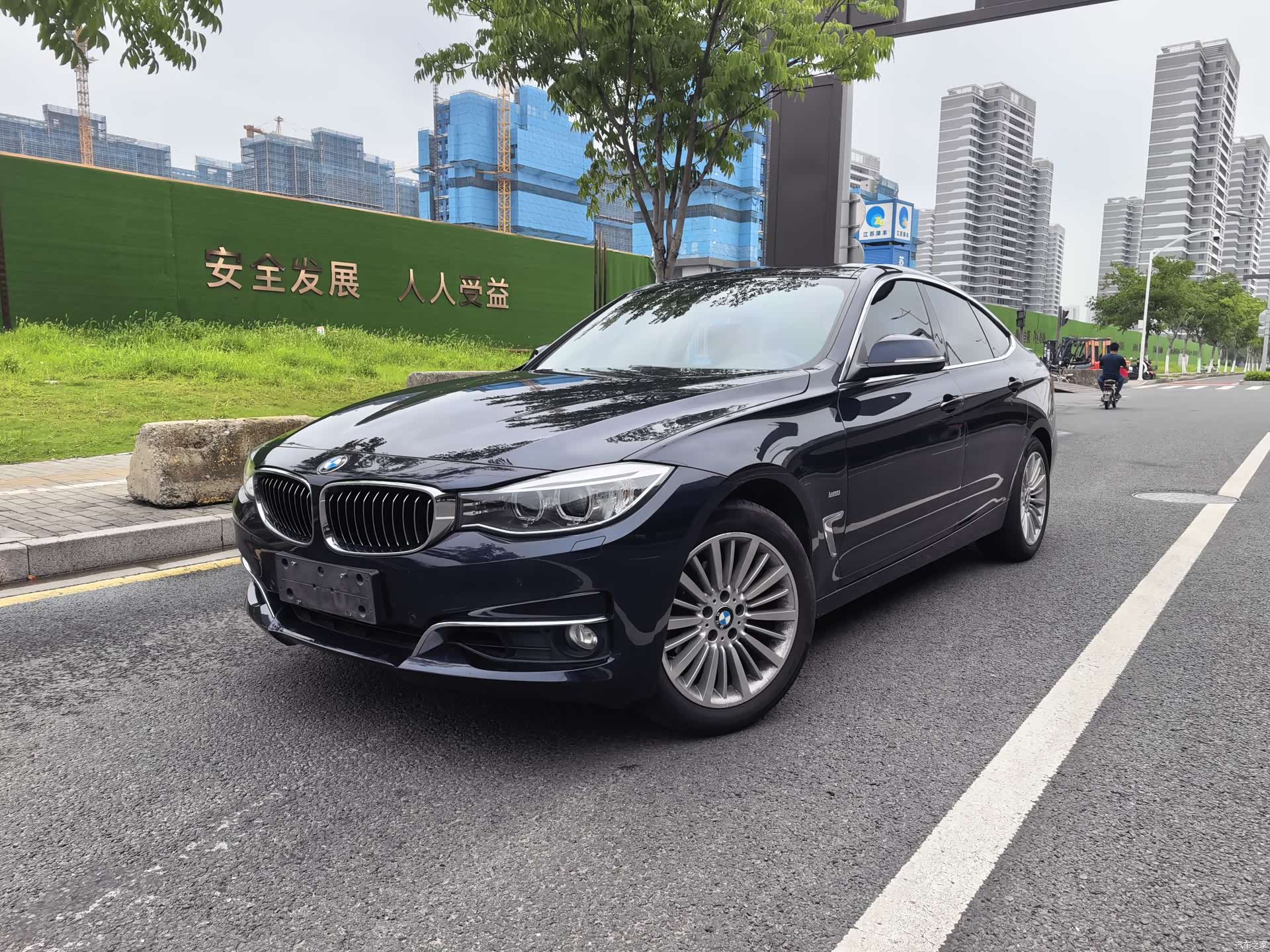 BMW 3 Series, 2016 1
