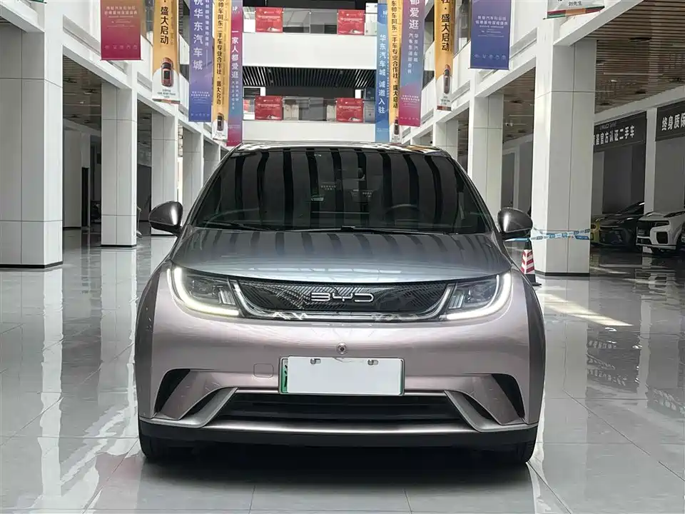 BYD dolphin