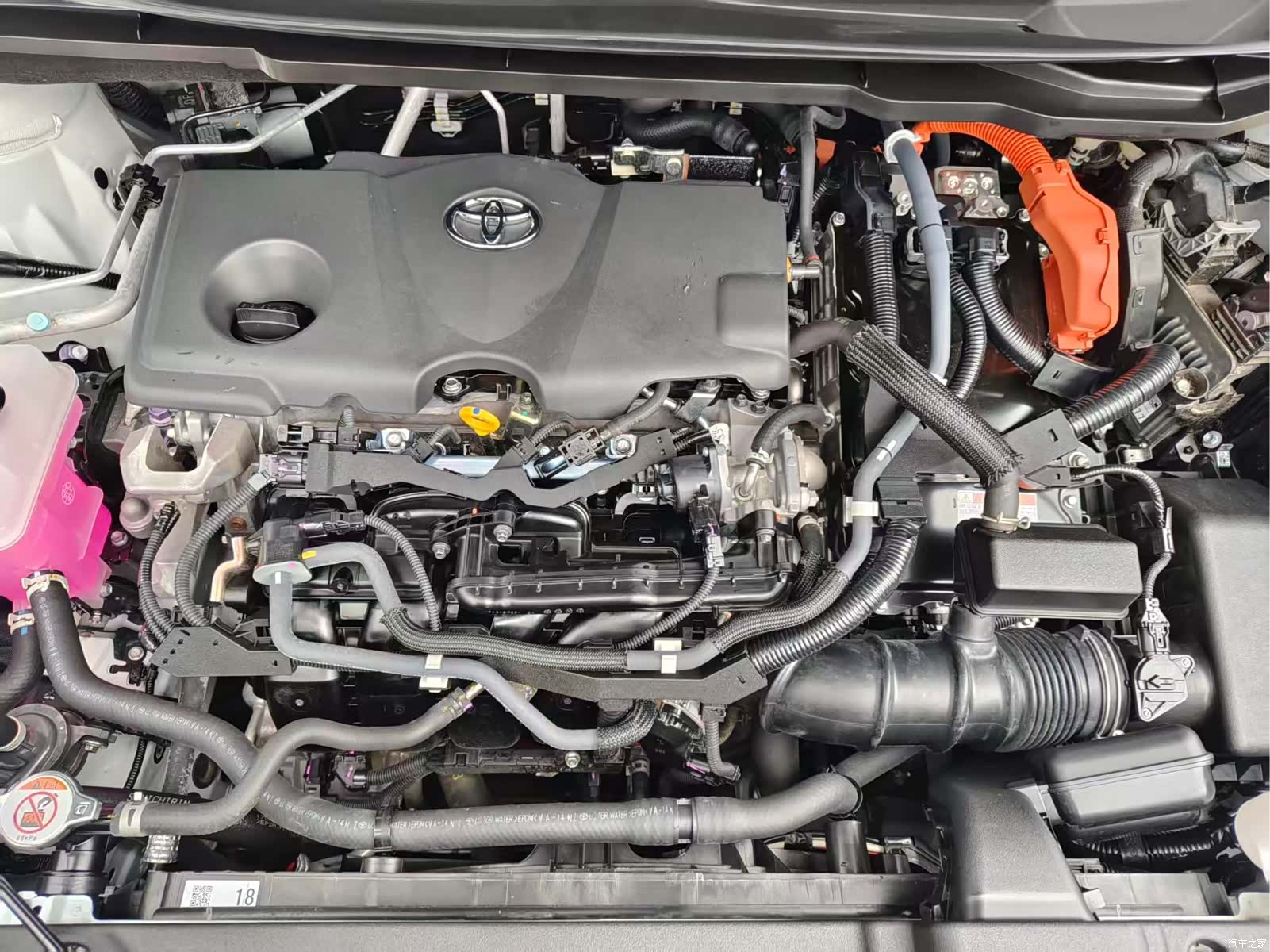 Toyota Sienna, 2025 14