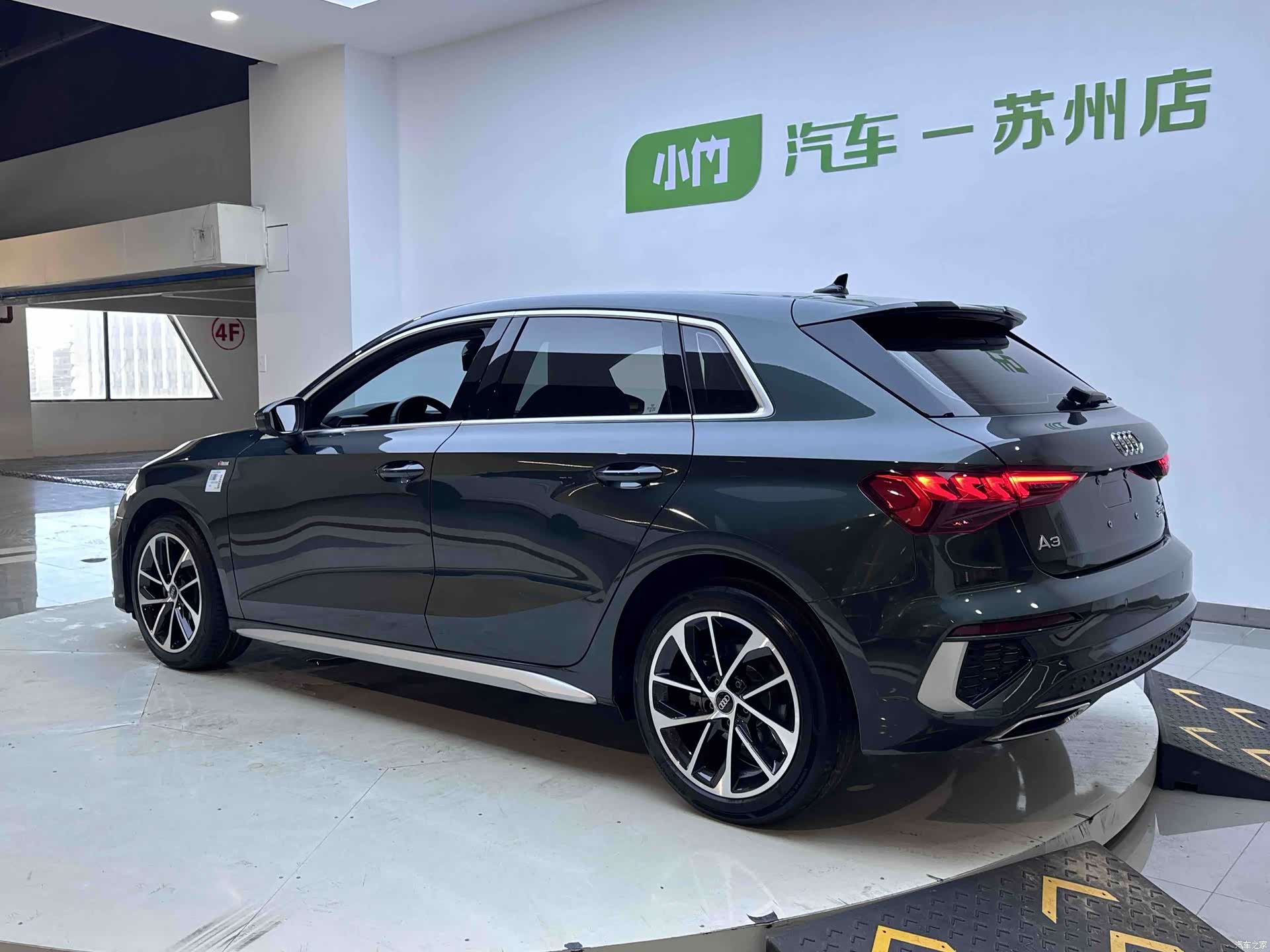 Audi A3, 2023 все фото