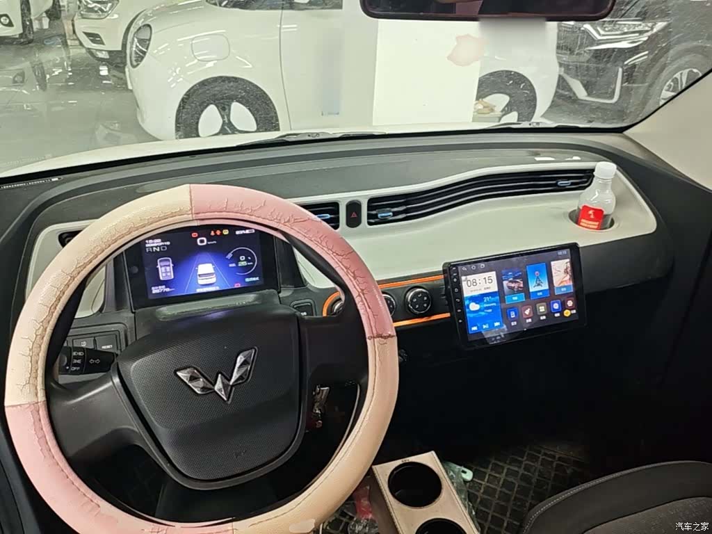 Wuling MINIEV, 2021 10