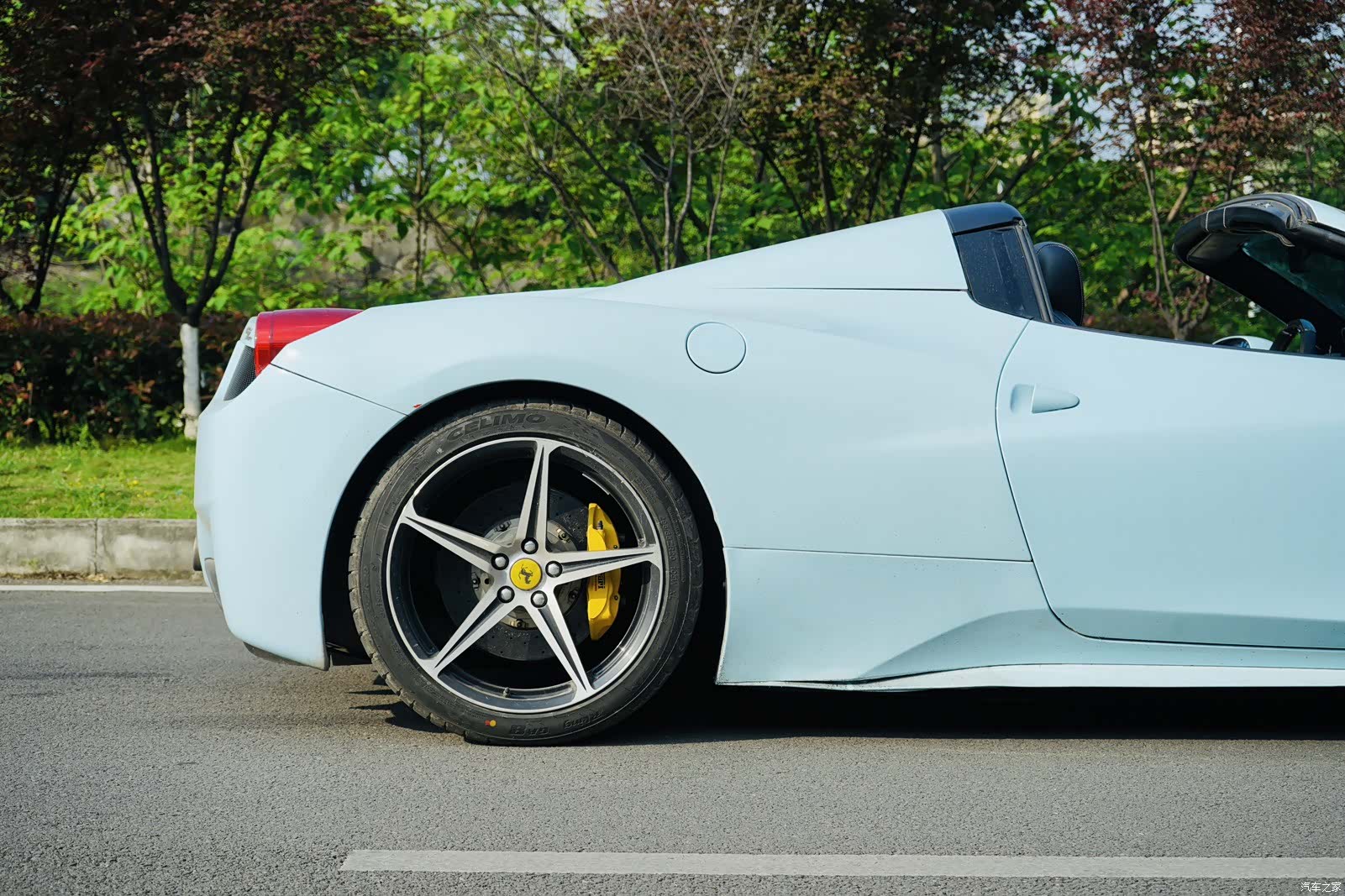 Ferrari 458, 2013 8
