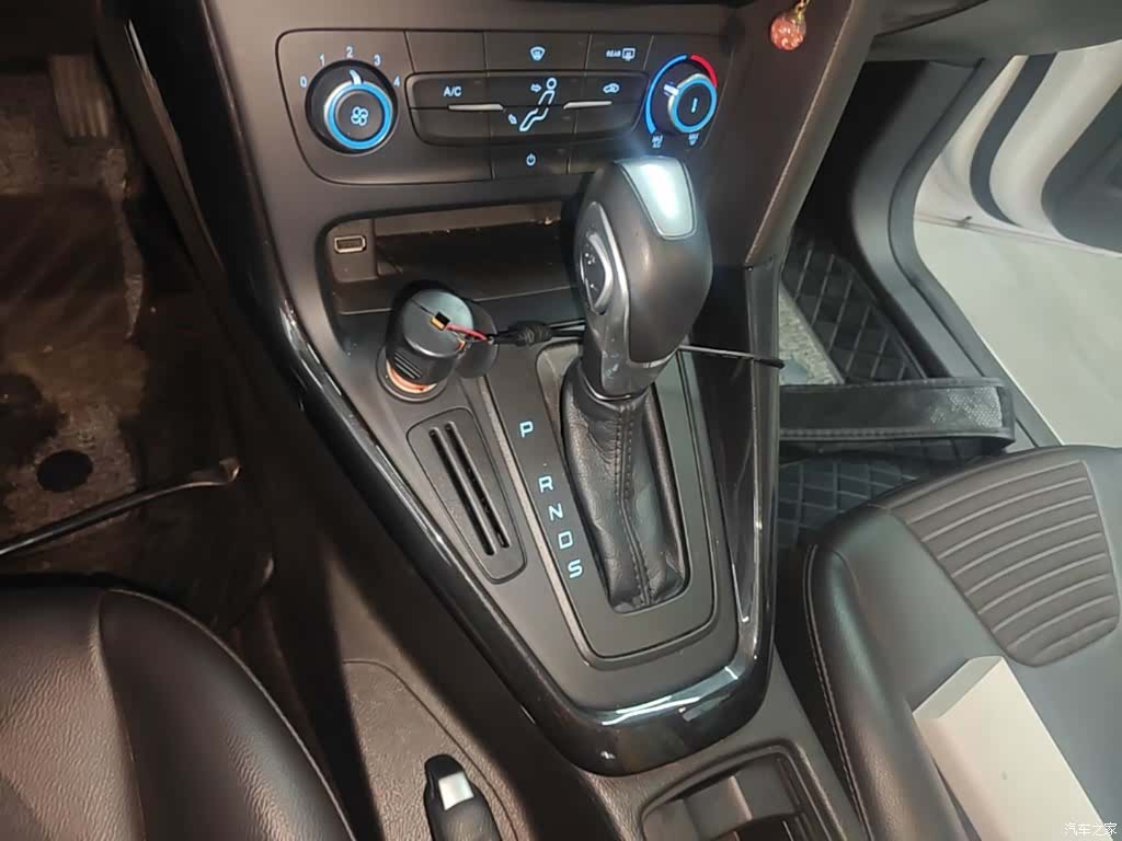 Ford Focus, 2019 14