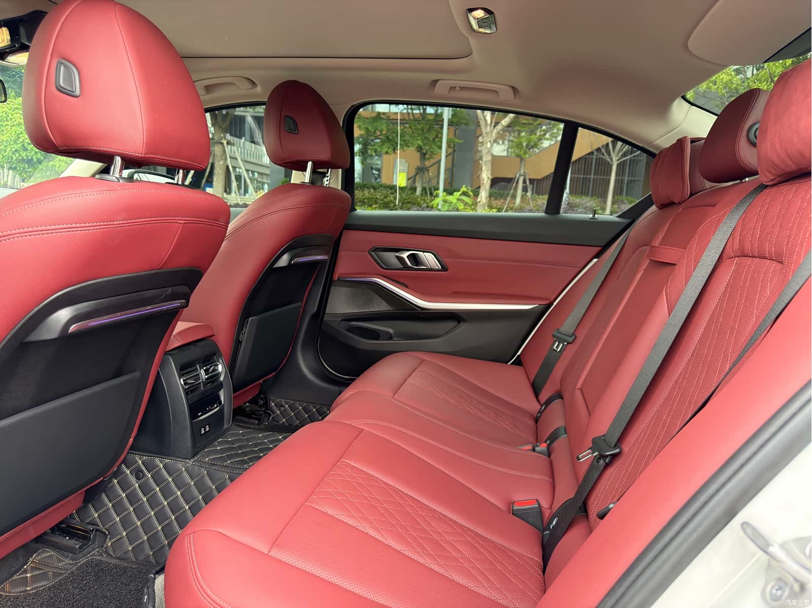 BMW 3 Series, 2022 7