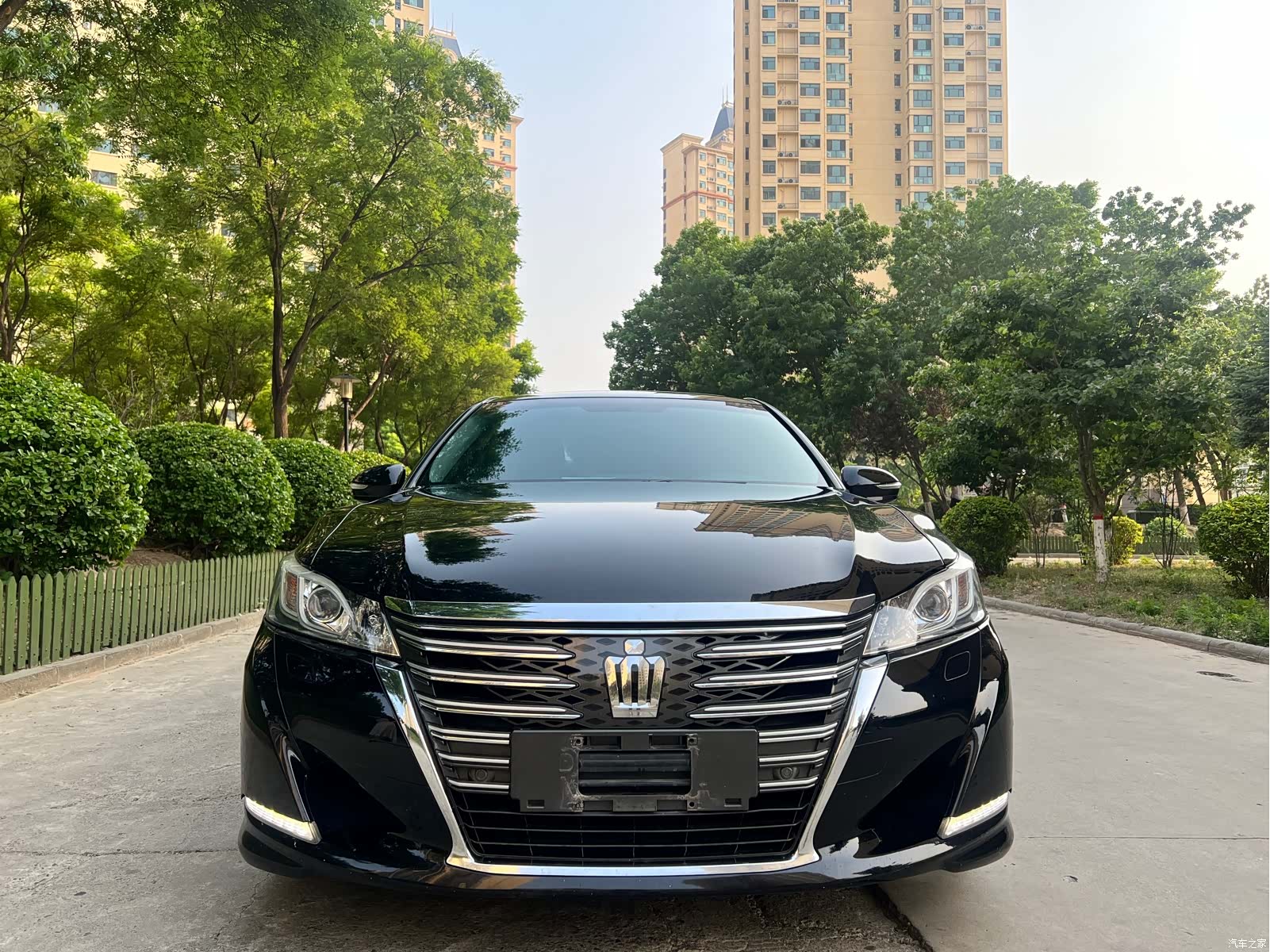 Toyota Crown, 2016 2