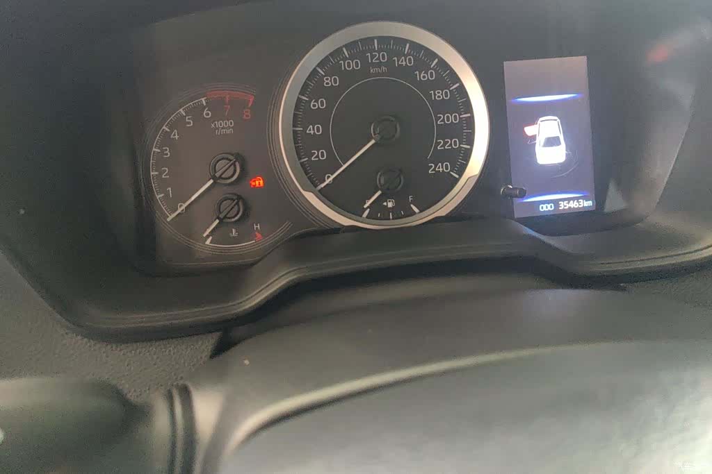 Toyota Corolla, 2025 14