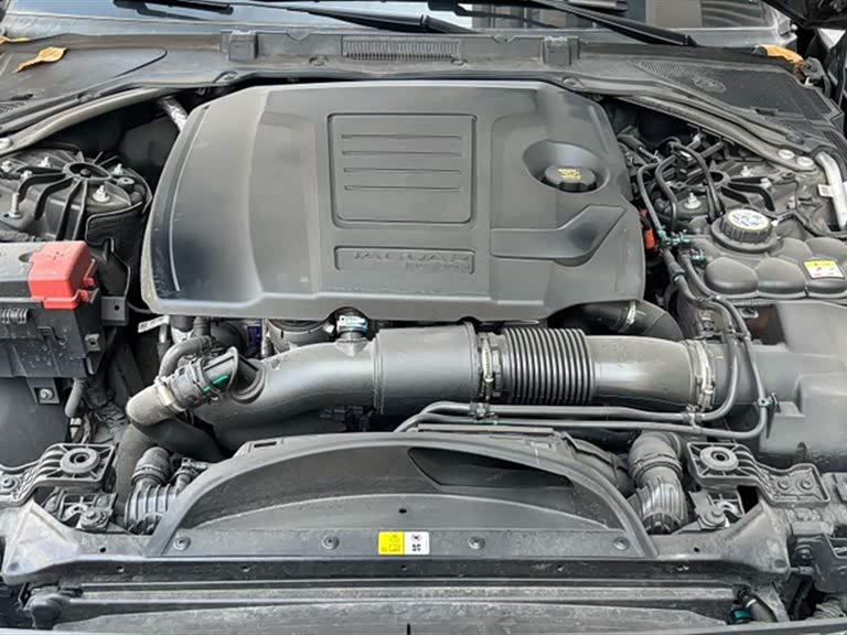 Jaguar XEL