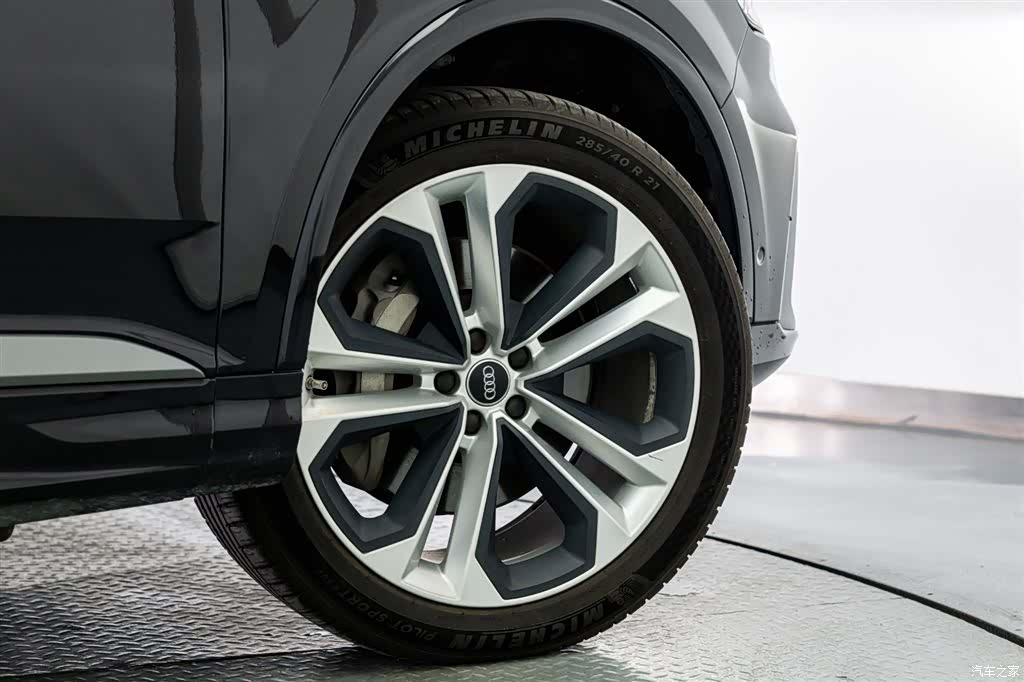 Audi Q7, 2020 21