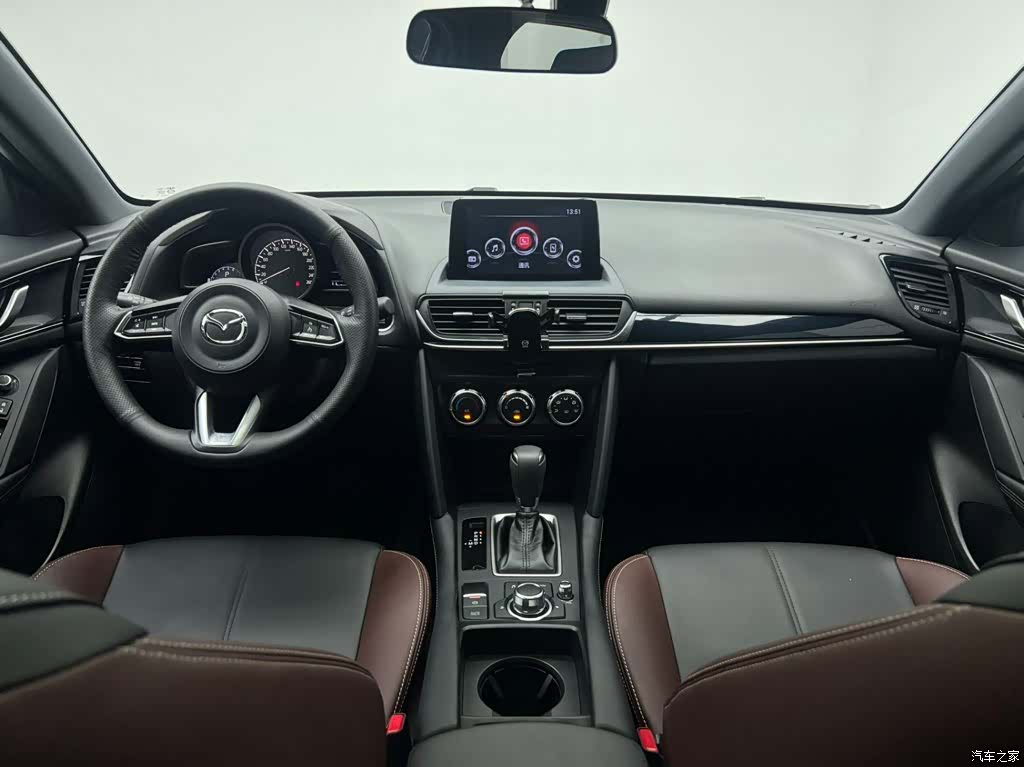 Mazda CX-4, 2022 16