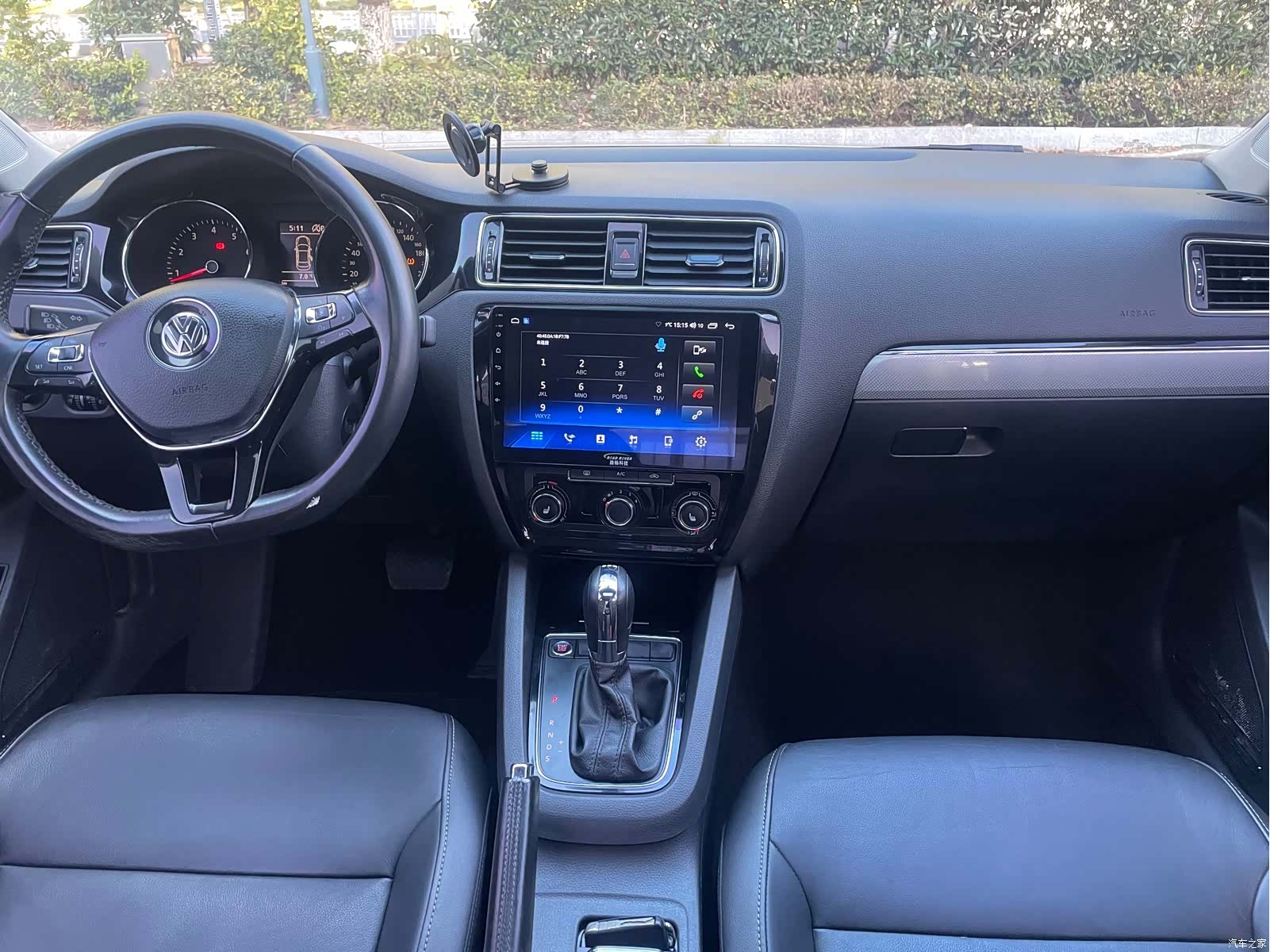 Volkswagen Sagitar, 2017 9
