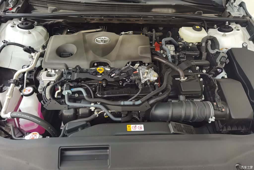 Toyota Avalon, 2025 10