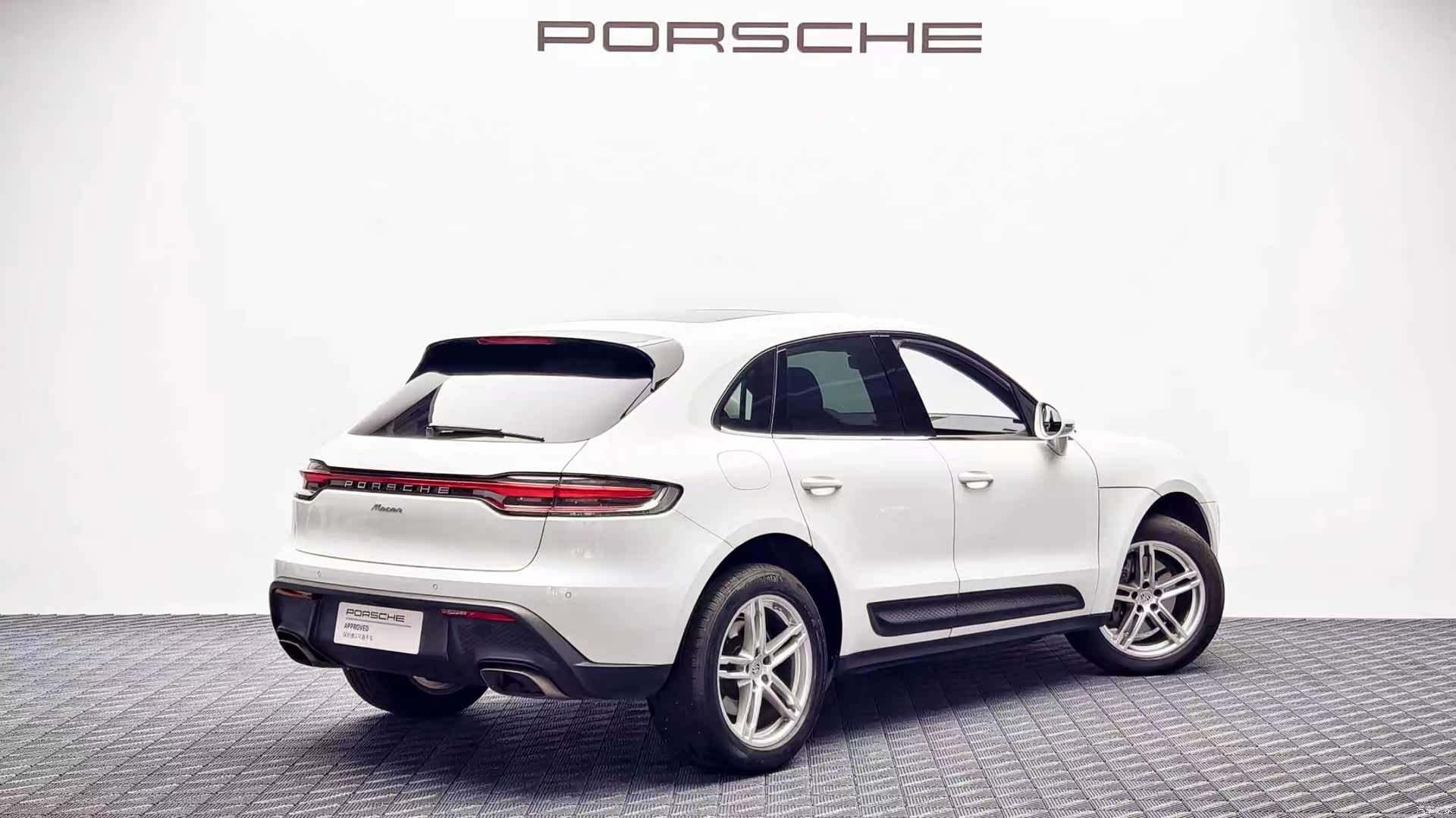 Porsche Macan, 2023 все фото