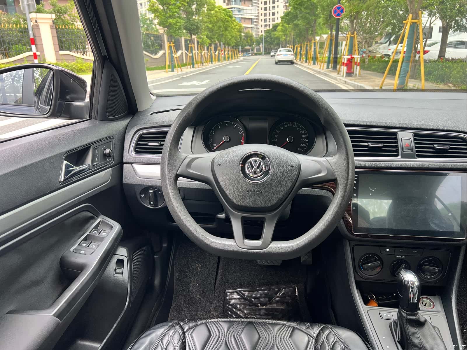 Volkswagen Lavida, 2017 9