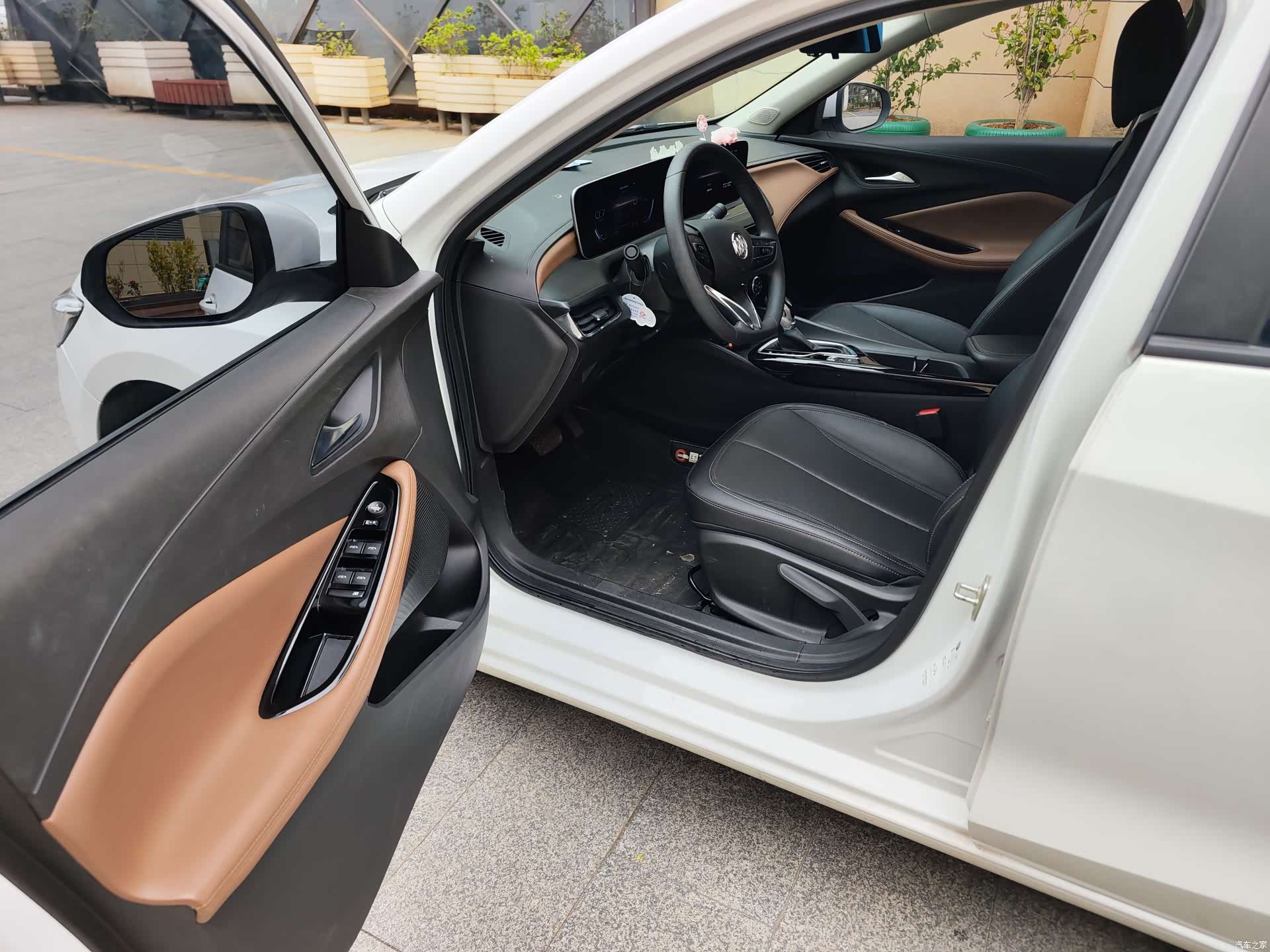 Buick Verano, 2022 7