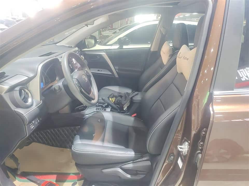 Toyota RAV4 Rongfang